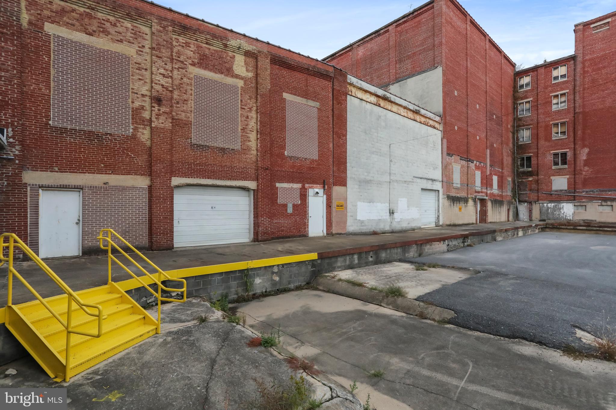 CHAMBERSBURG - Commercial Sale