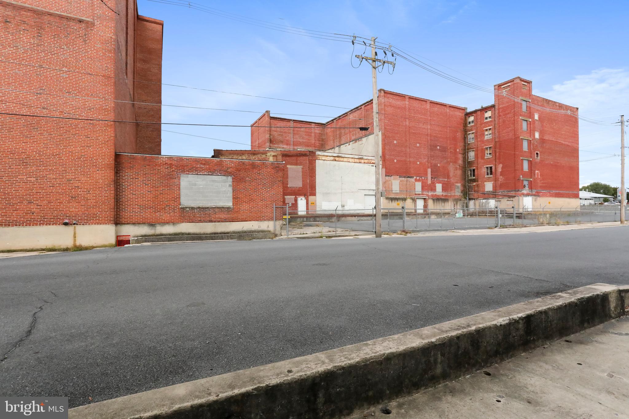 CHAMBERSBURG - Commercial Sale