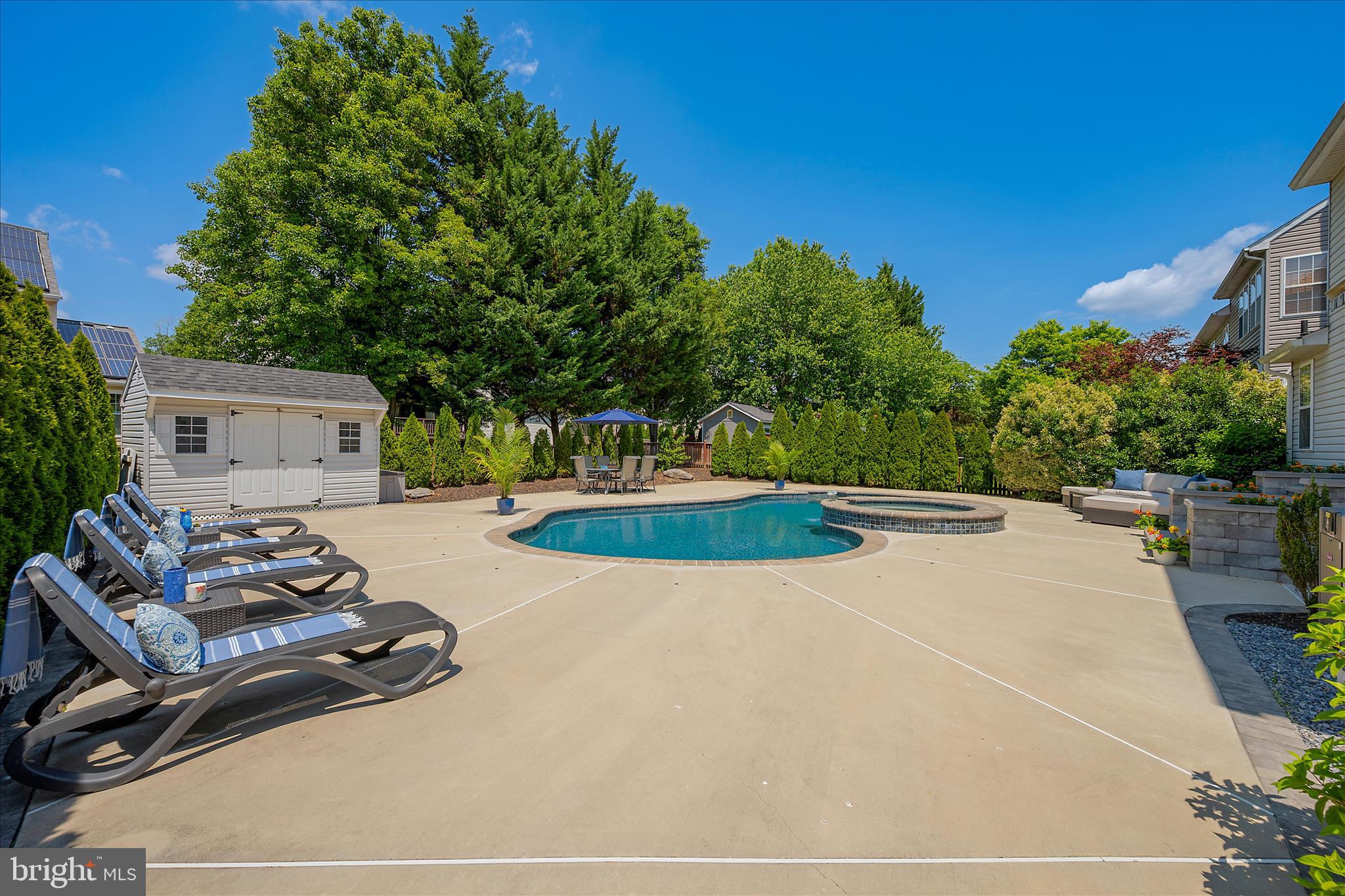 KINGSBROOK - Residential