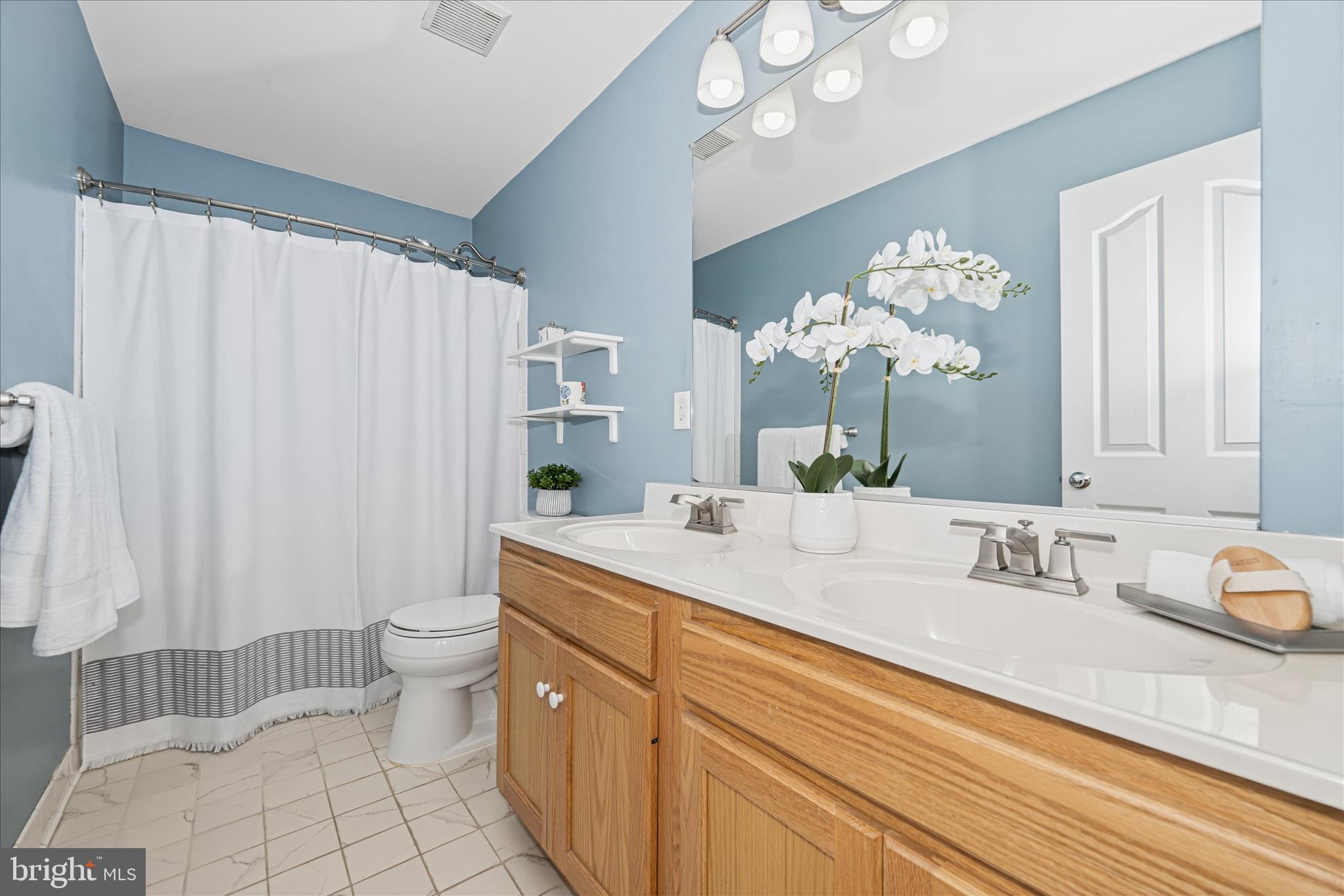 KINGSBROOK - Residential