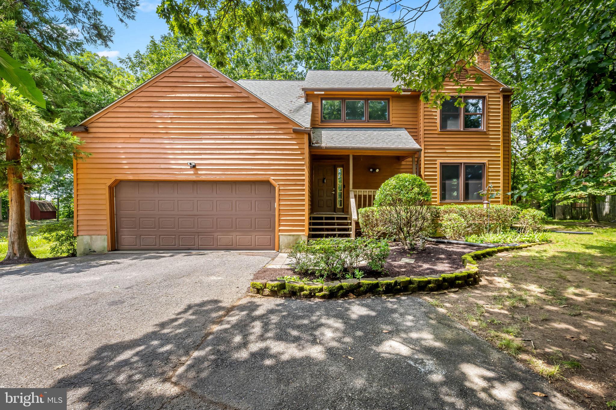 5108 BONNIE BRAE COURT