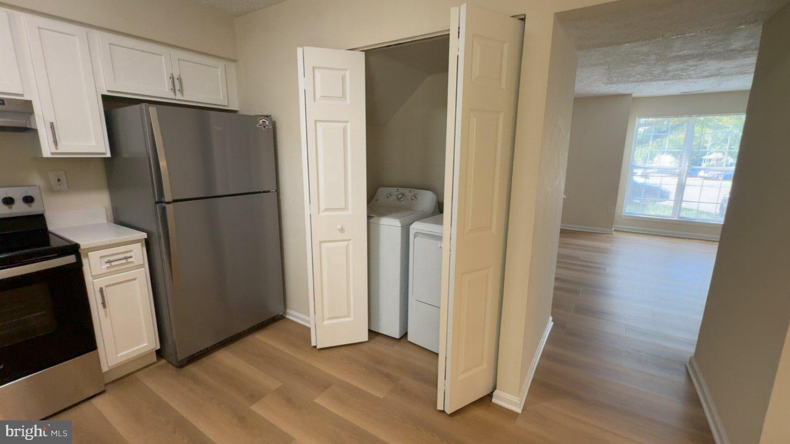2431 W ROSECROFT VILLAGE CIRCLE