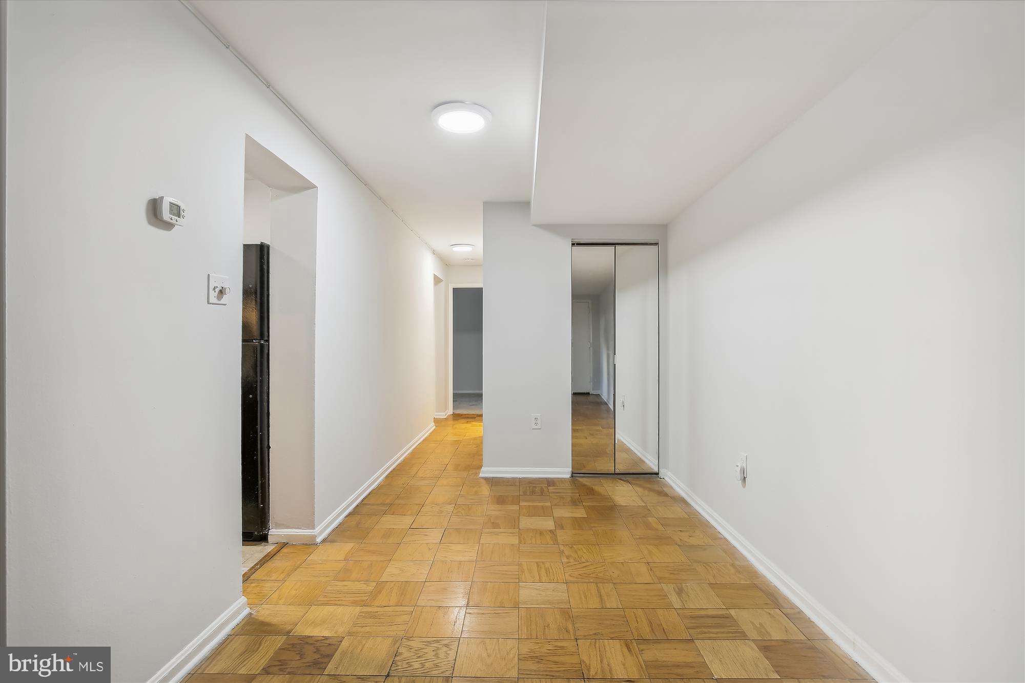 MAYFLOWER SQUARE - Residential