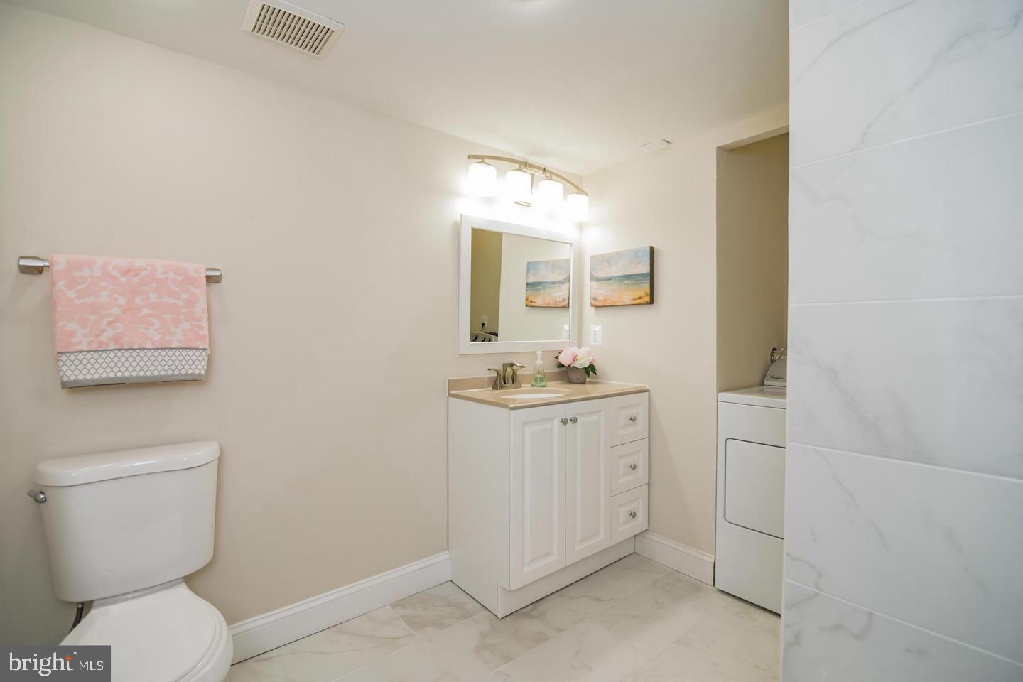 VILLA RIDGE CONDOMINIUM - Residential