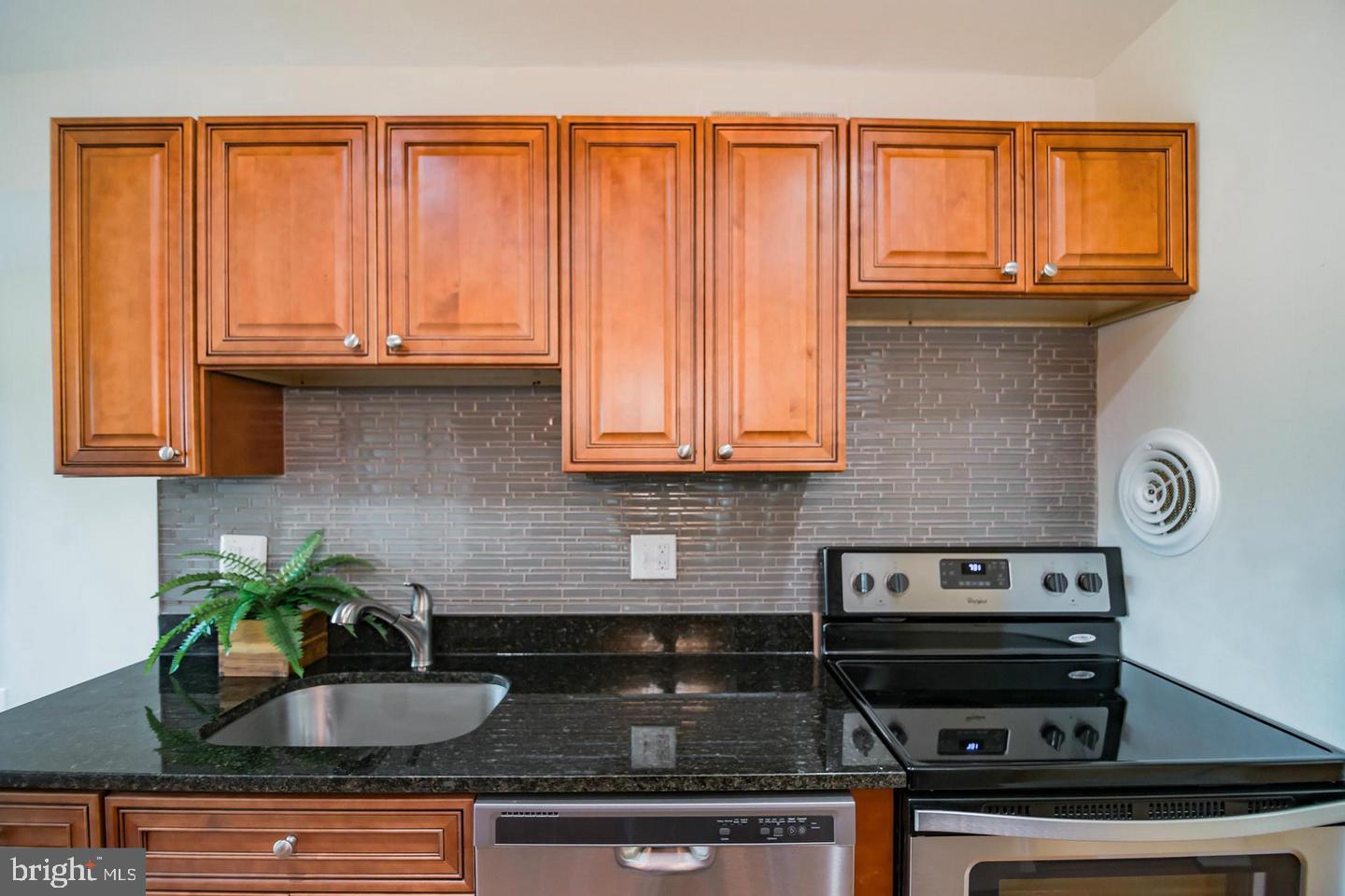 VILLA RIDGE CONDOMINIUM - Residential