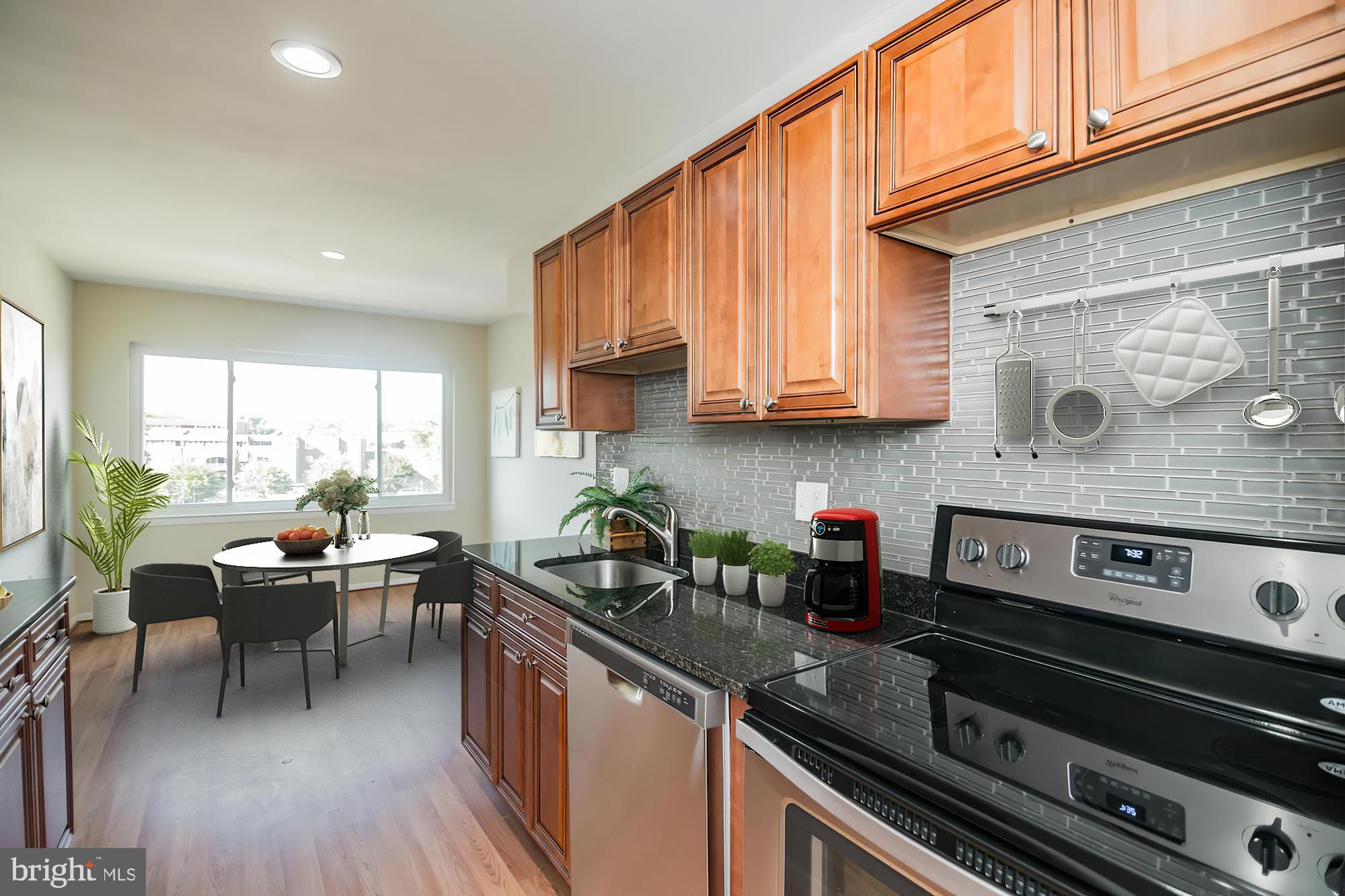 VILLA RIDGE CONDOMINIUM - Residential