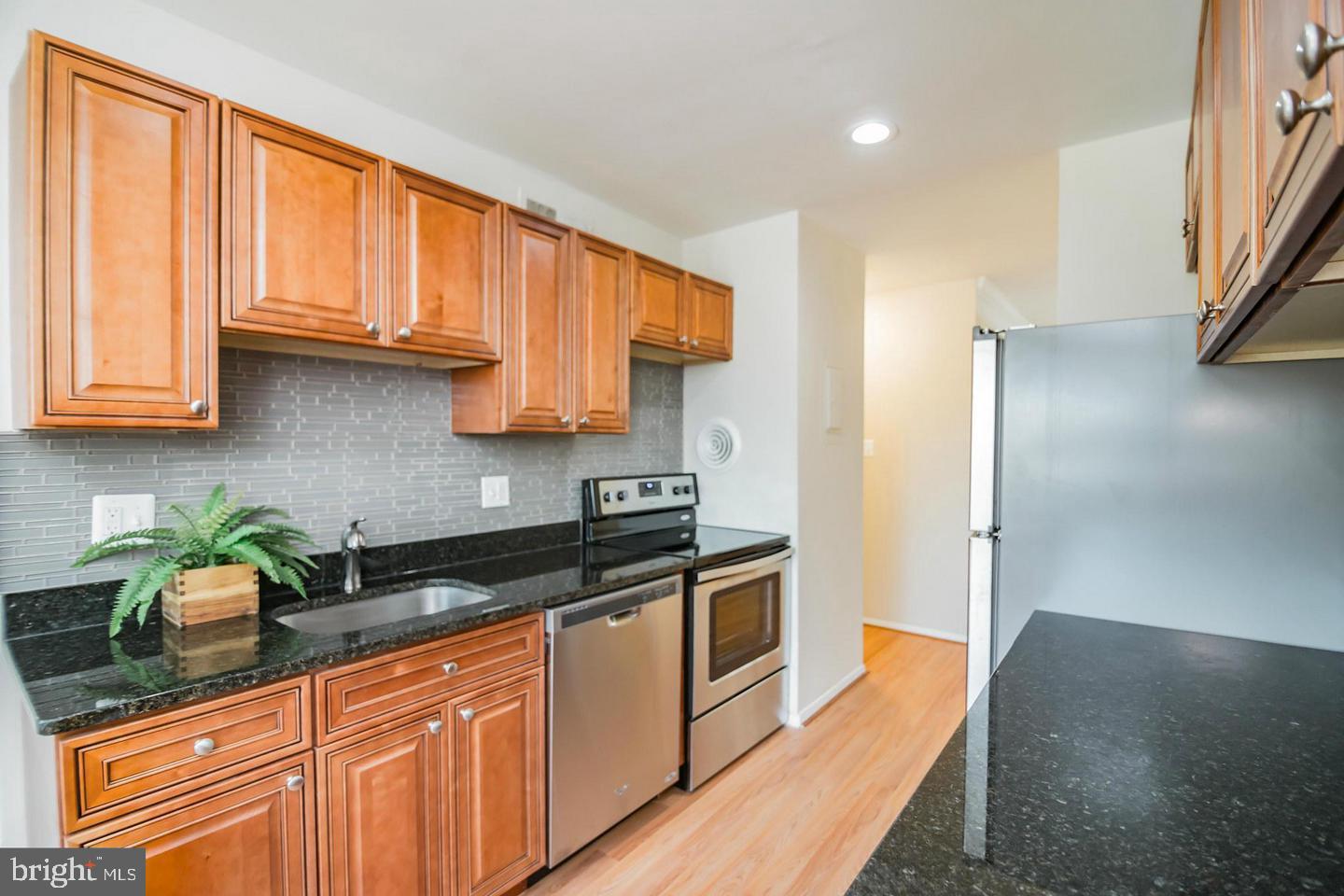 VILLA RIDGE CONDOMINIUM - Residential