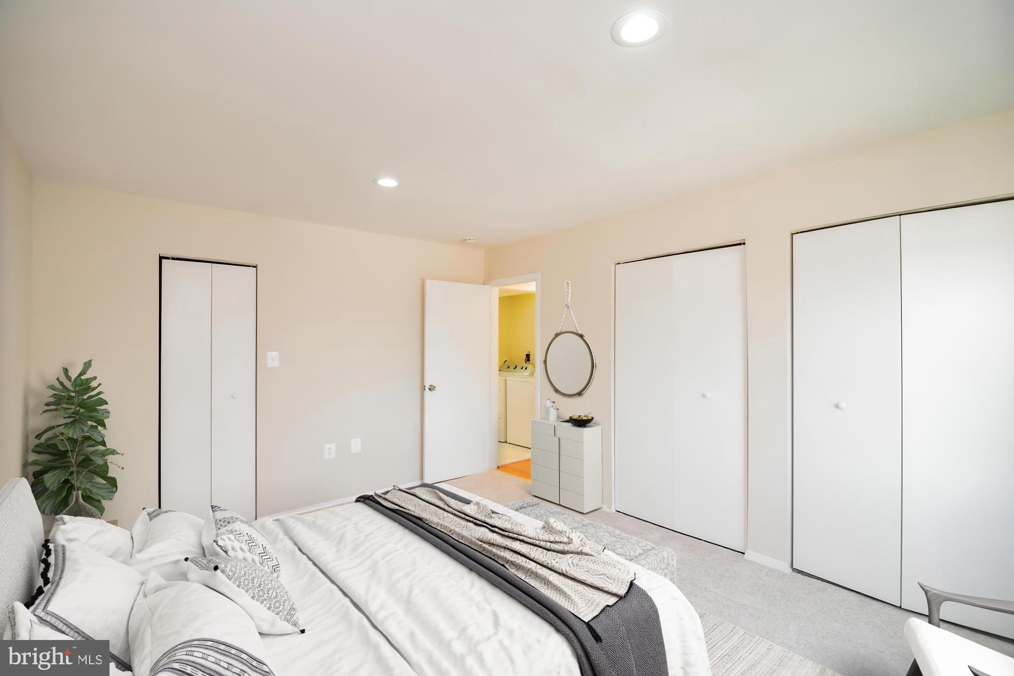 VILLA RIDGE CONDOMINIUM - Residential