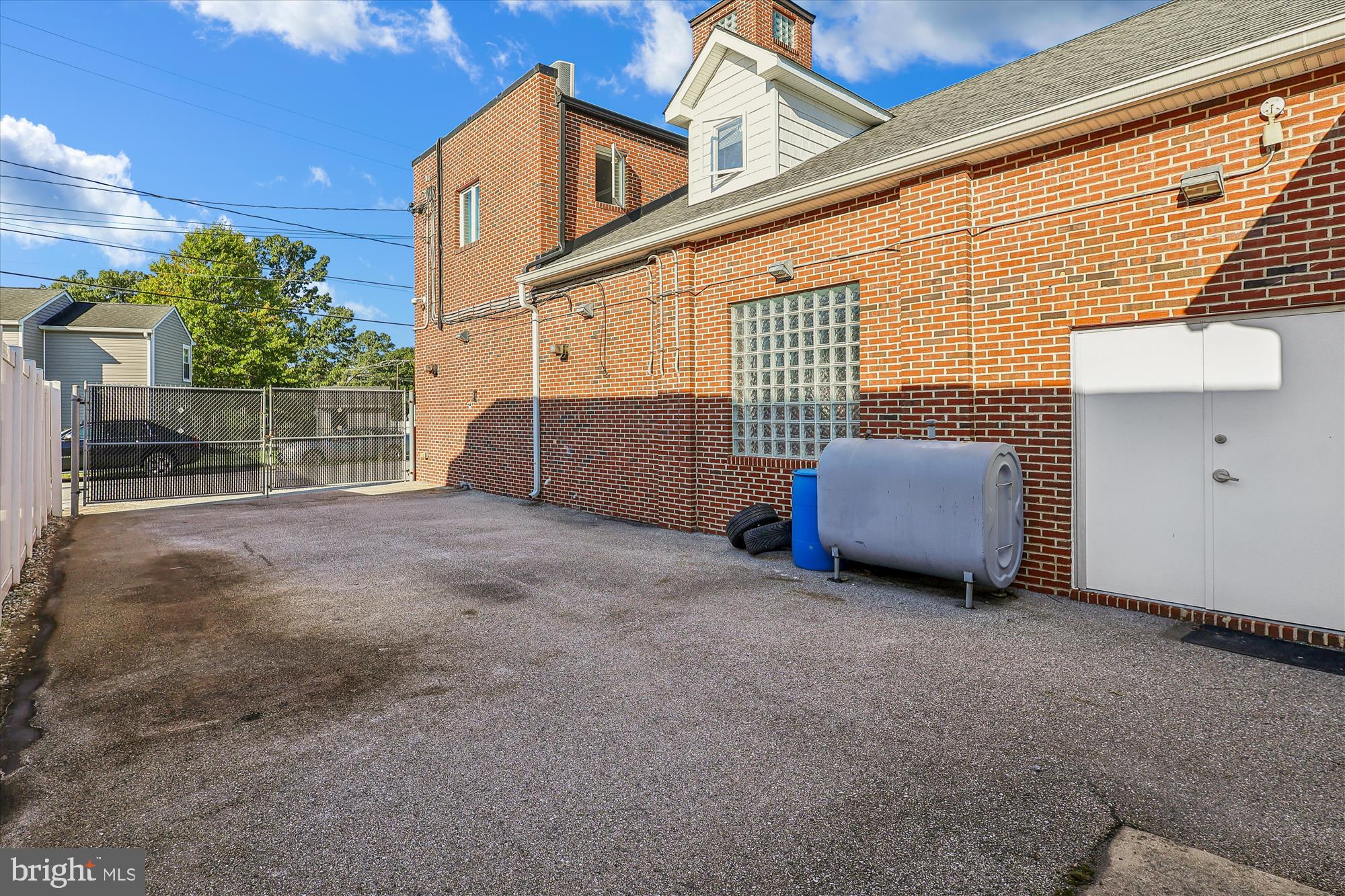 ORCHARD BEACH - Residential Income