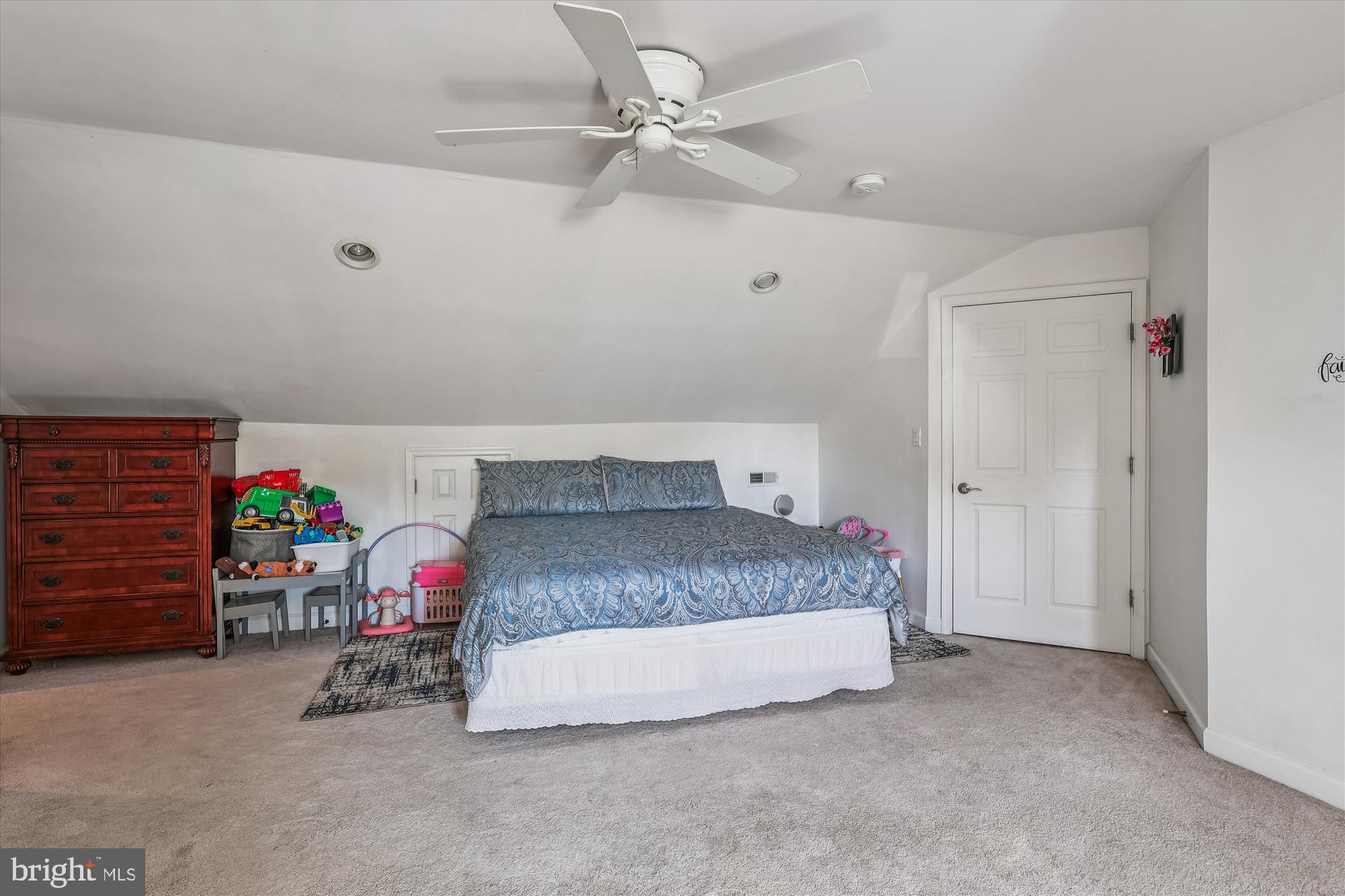 ORCHARD BEACH - Residential Income