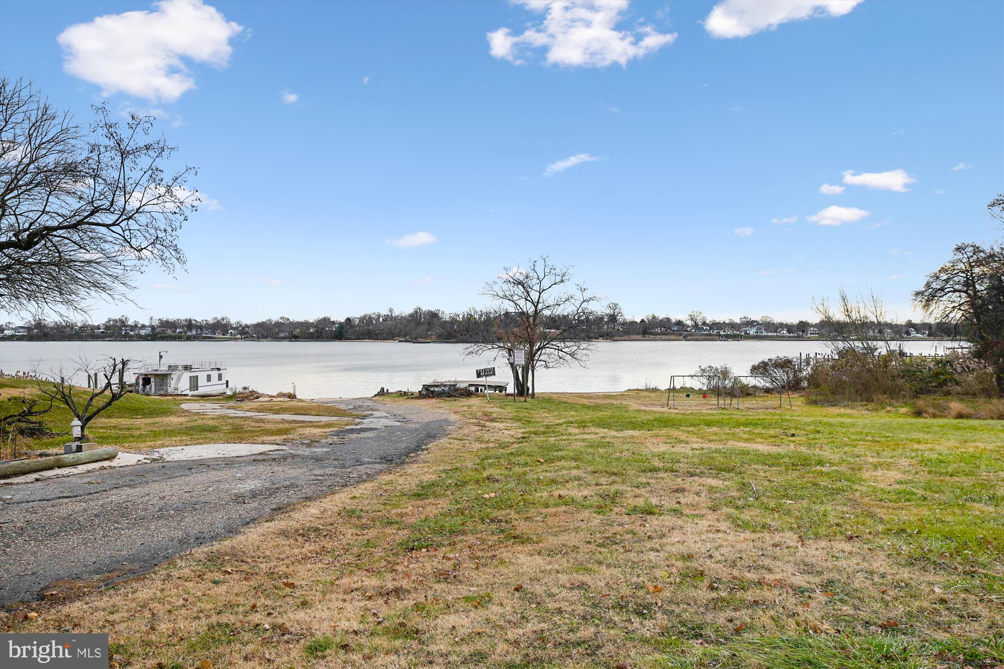 ORCHARD BEACH - Residential Income