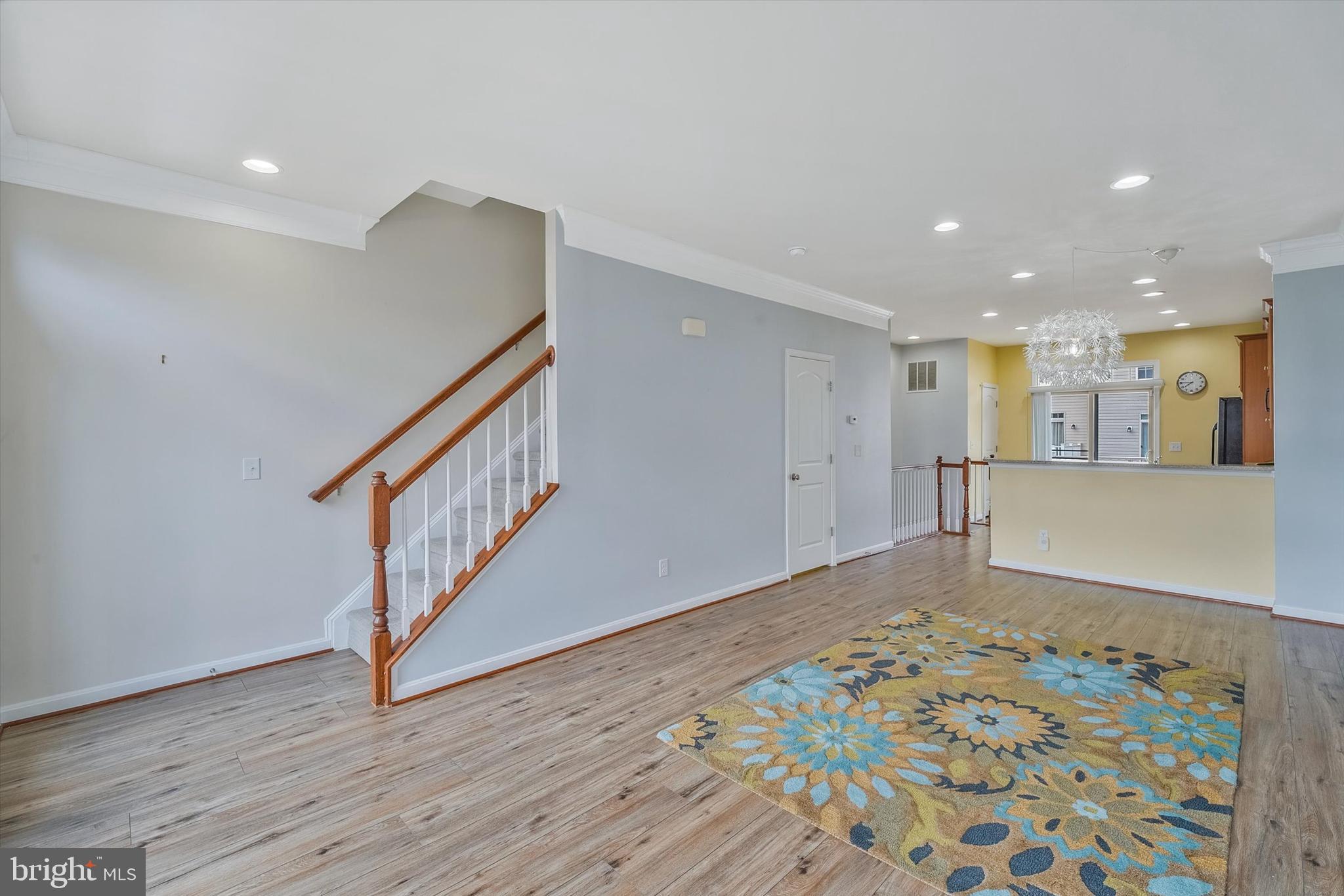 9232 PRESCOTT AVENUE