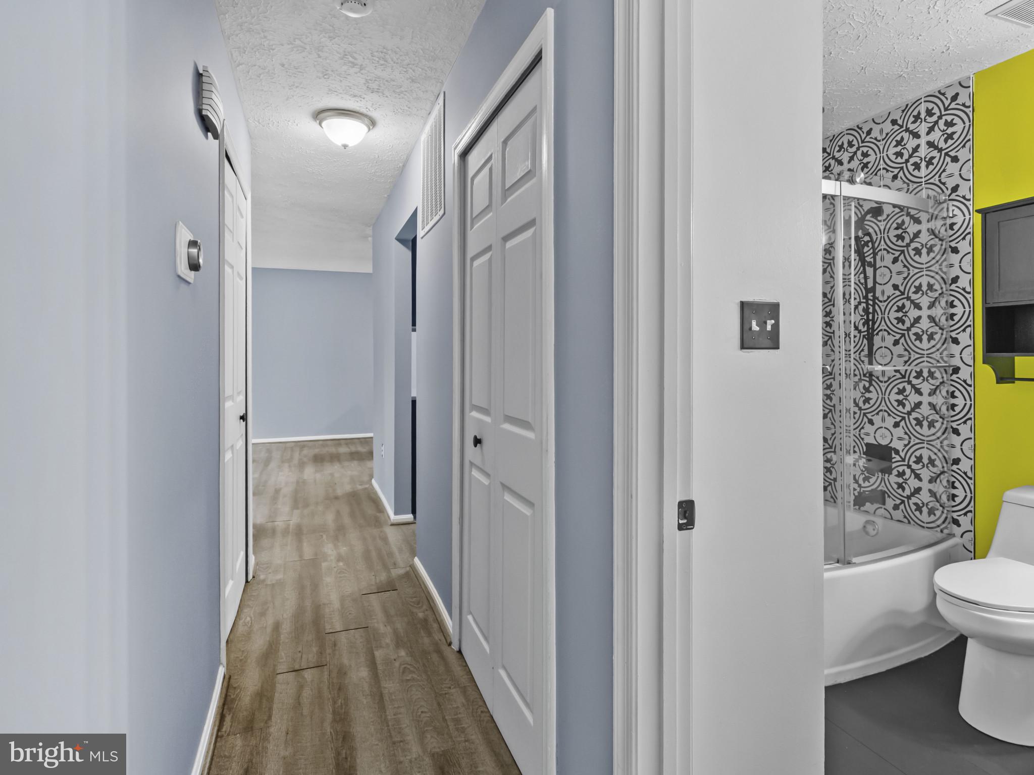 VILLAGE OF OAK GROVE - Residential Lease