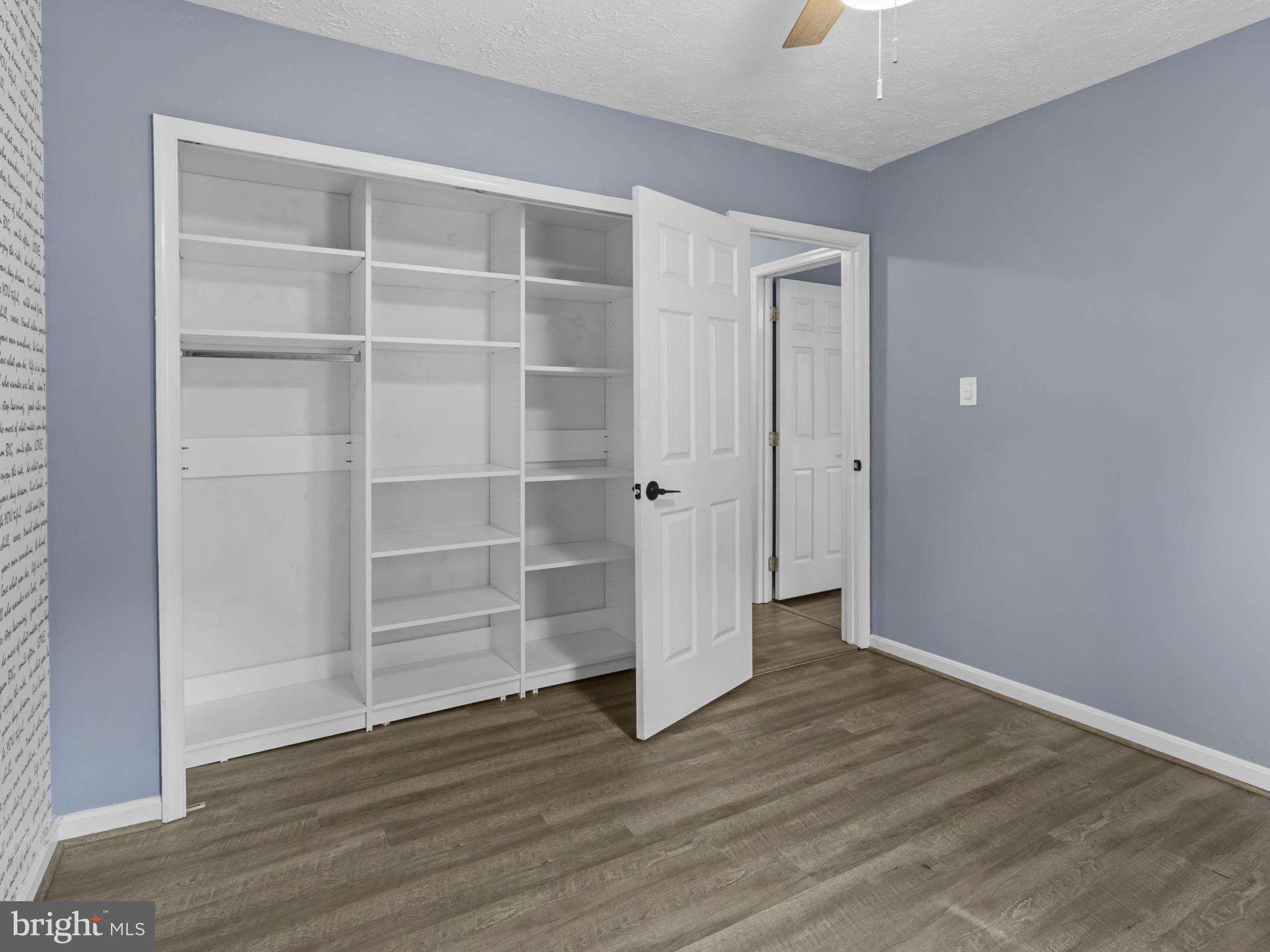 VILLAGE OF OAK GROVE - Residential Lease