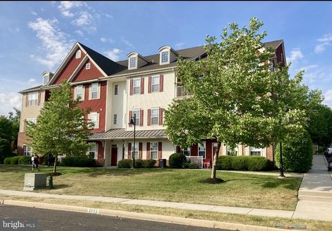 265 COVENANT LANE 8 HARLEYSVILLE PA 19438