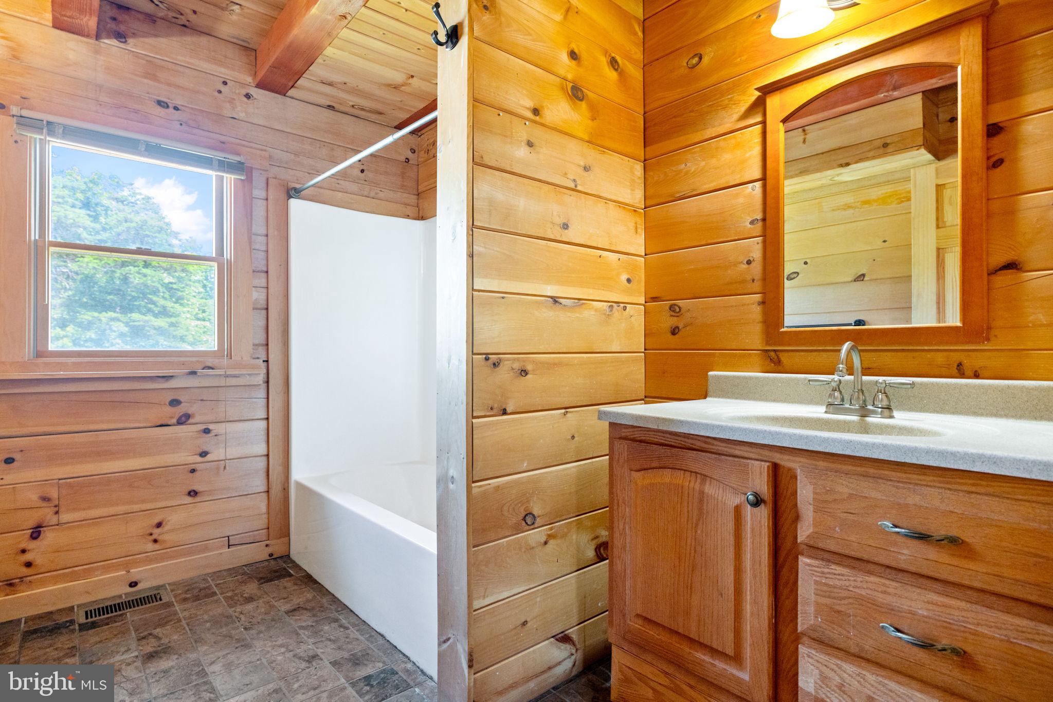 MOUNTAIN VIEW - Residential