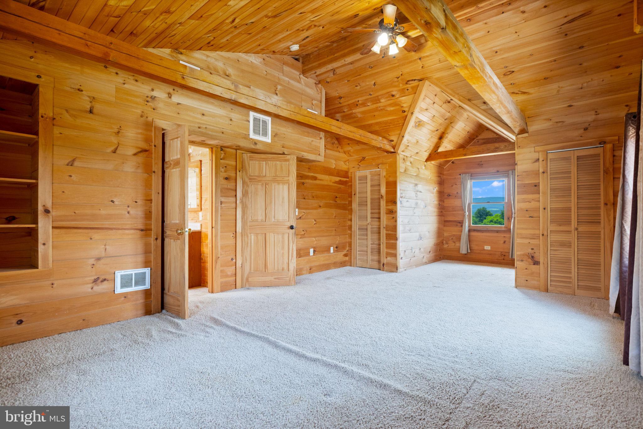 MOUNTAIN VIEW - Residential