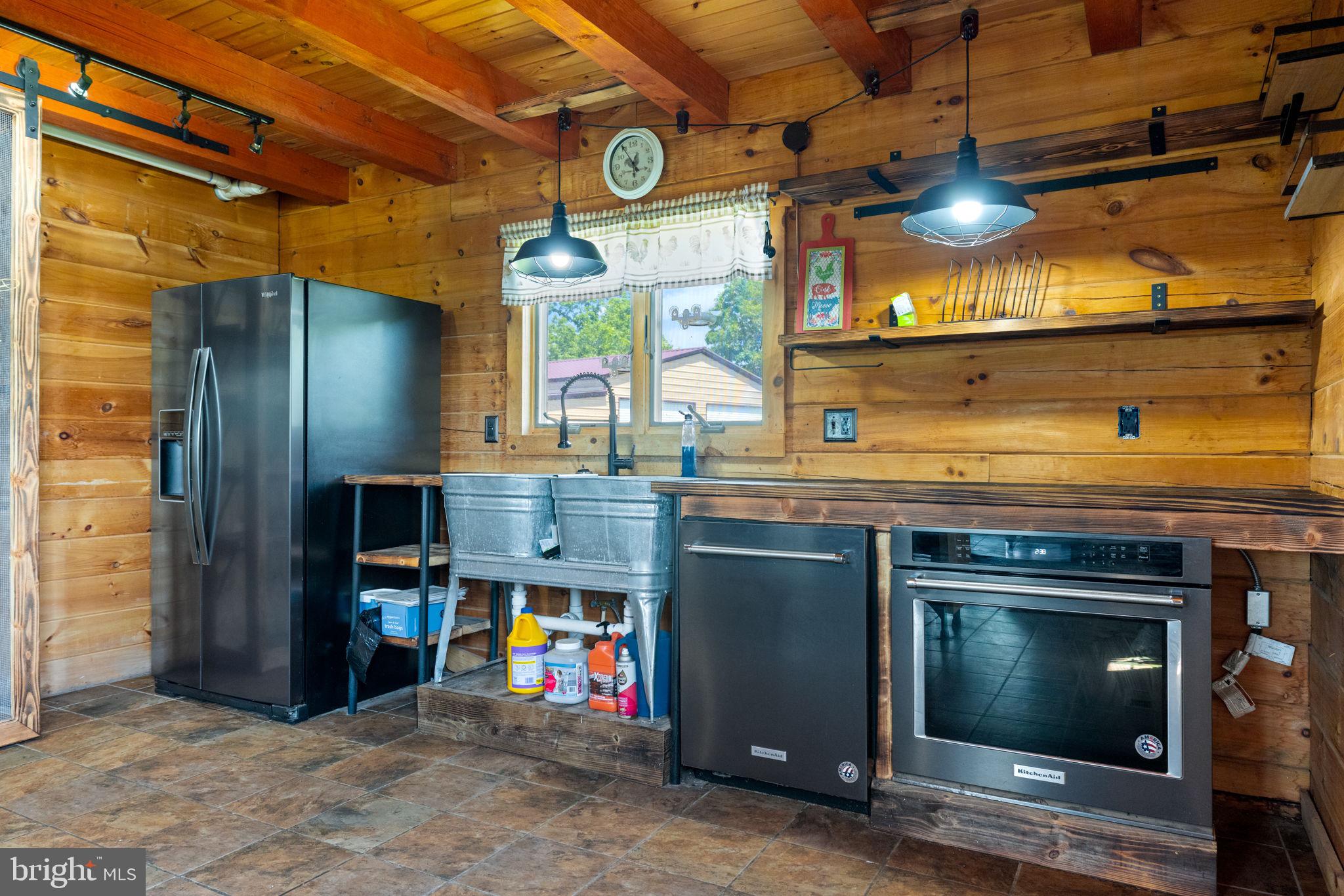 MOUNTAIN VIEW - Residential