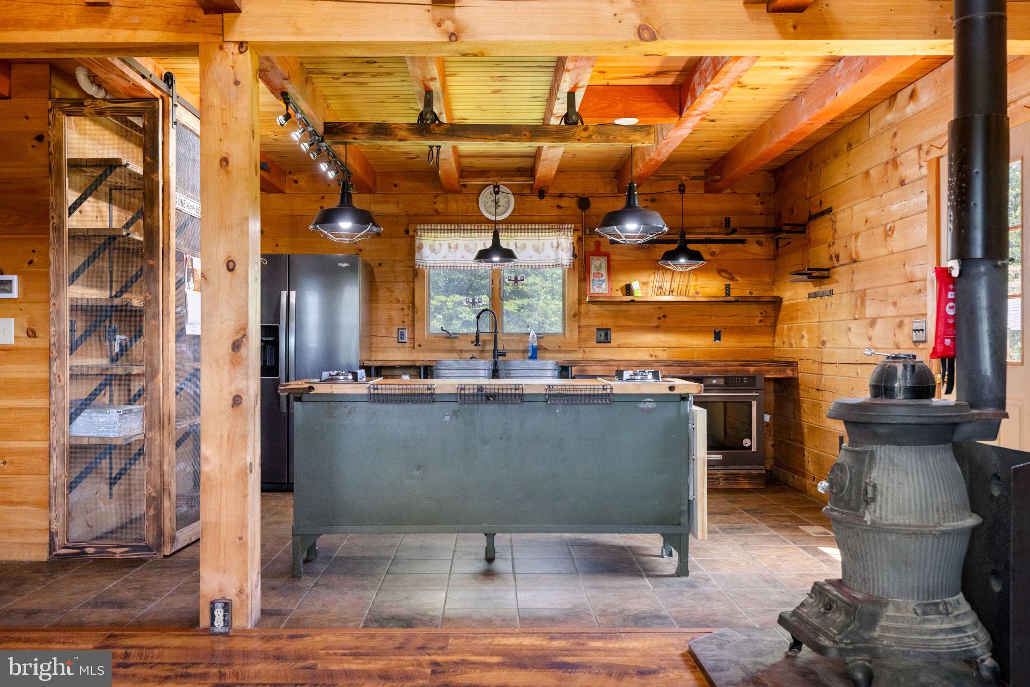 MOUNTAIN VIEW - Residential