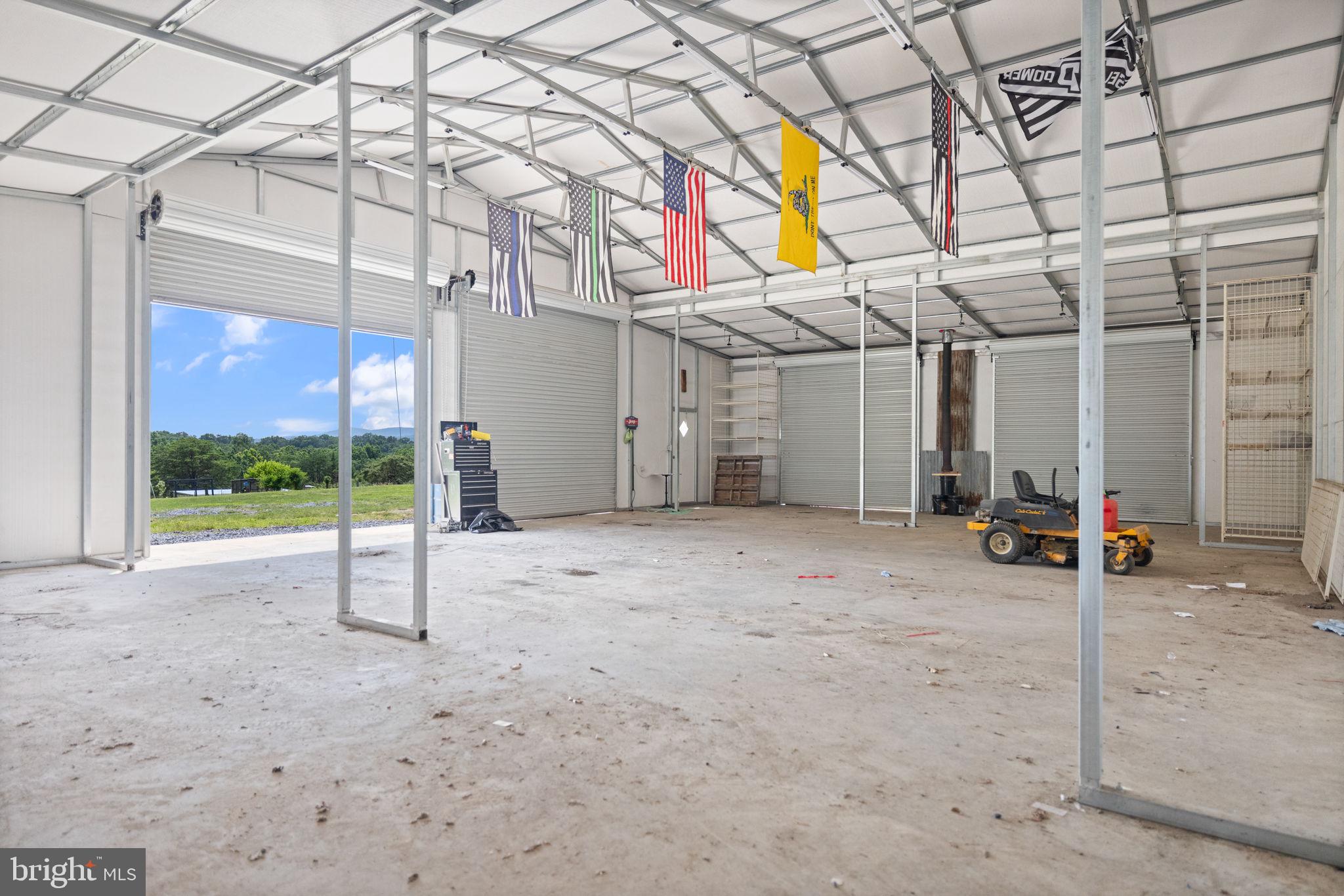 MOUNTAIN VIEW - Residential