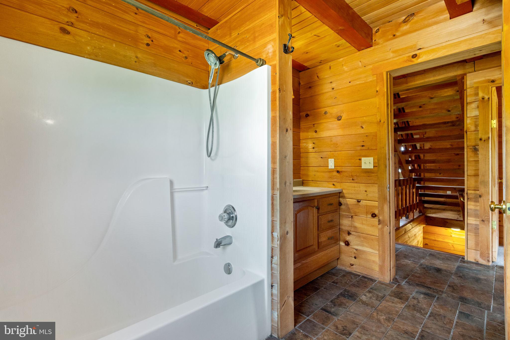 MOUNTAIN VIEW - Residential