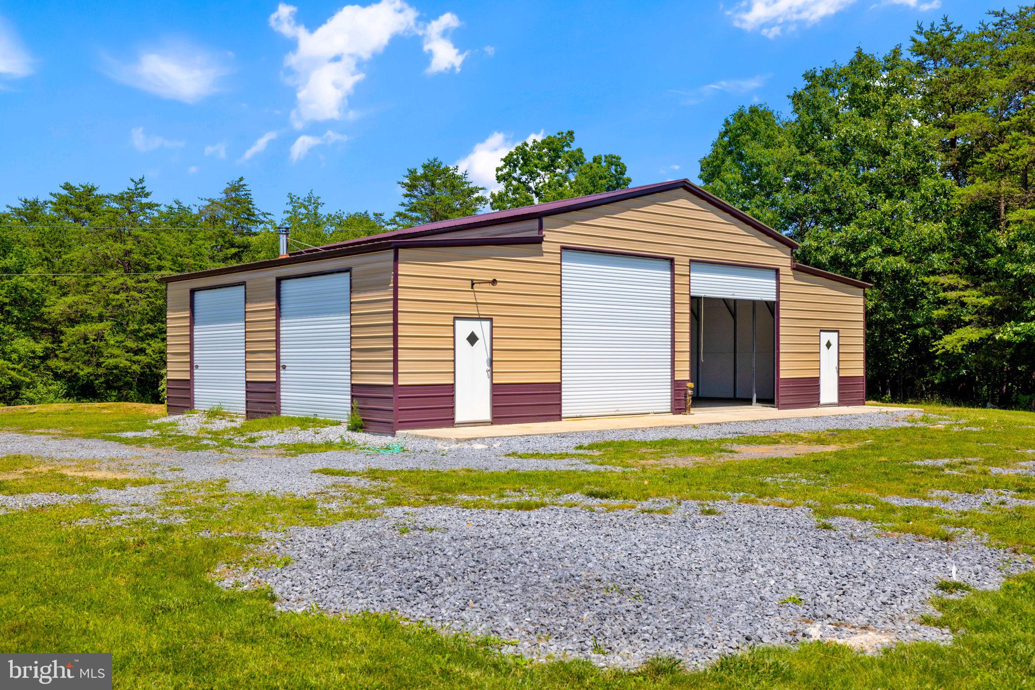 MOUNTAIN VIEW - Residential