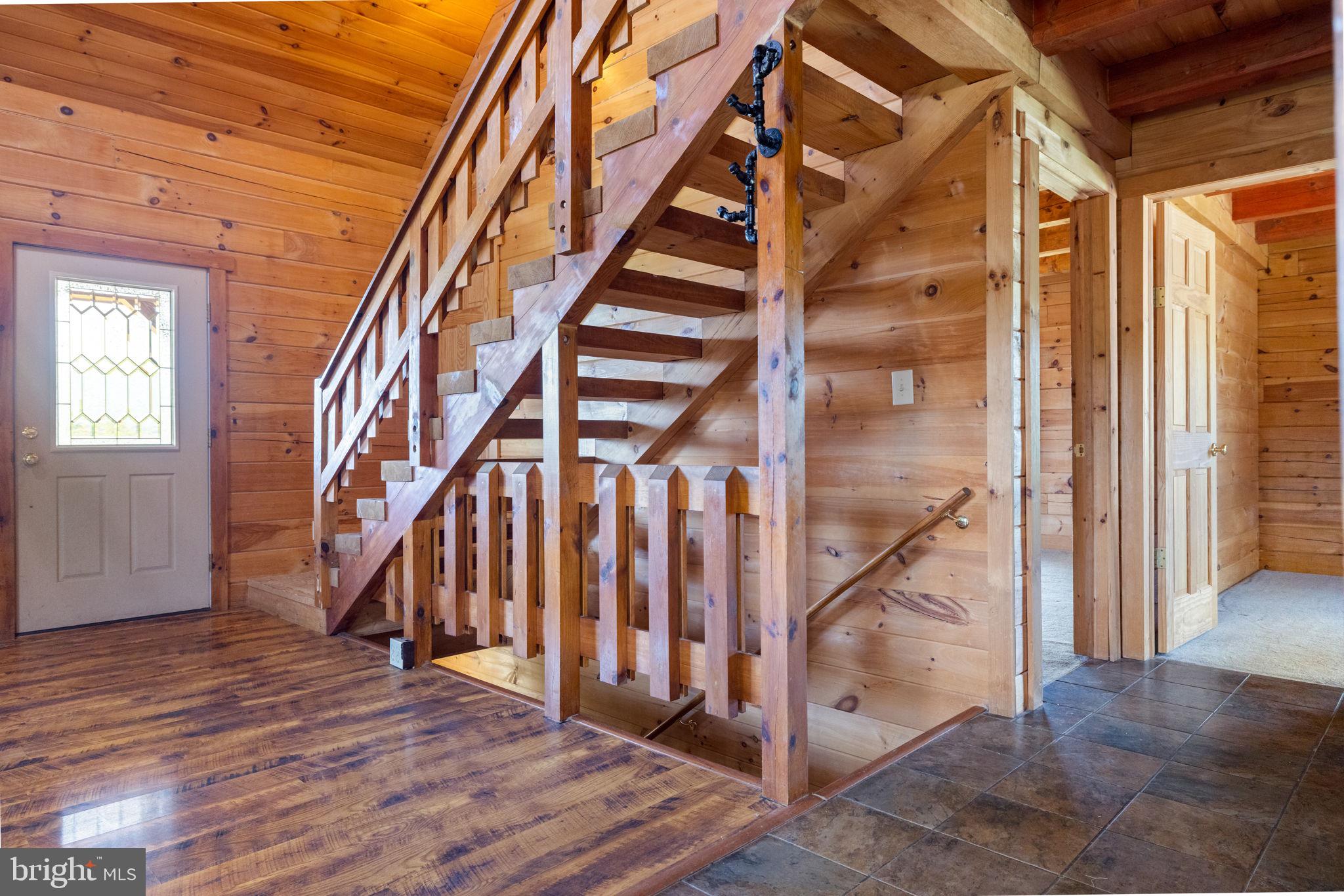 MOUNTAIN VIEW - Residential