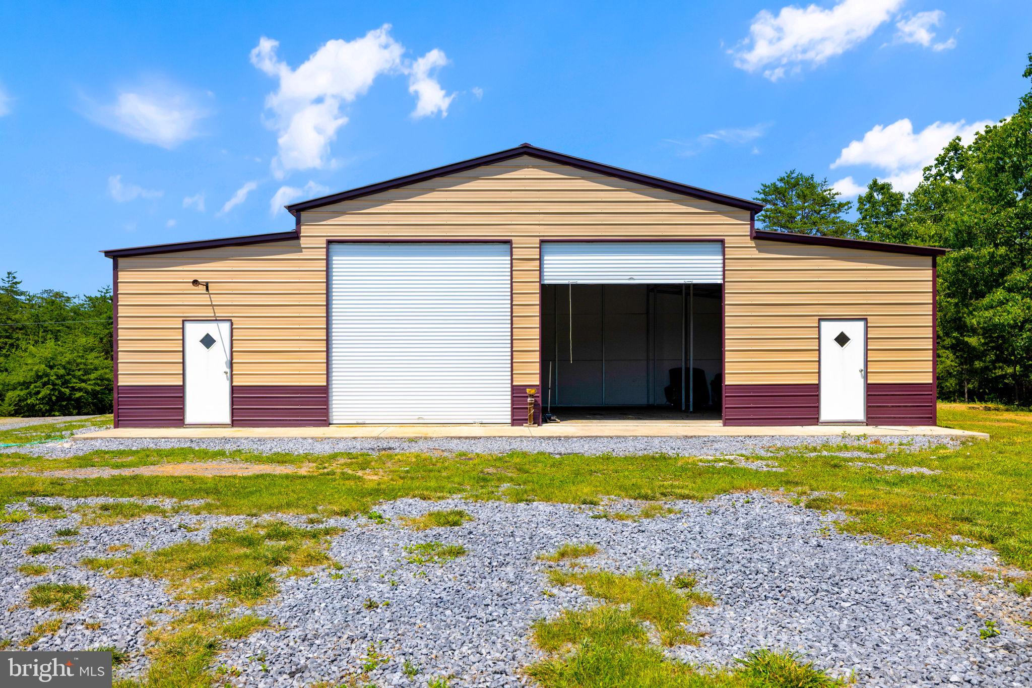 MOUNTAIN VIEW - Residential