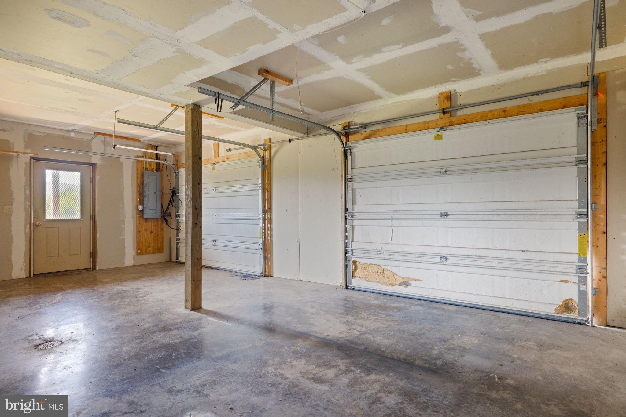 MOUNTAIN VIEW - Residential