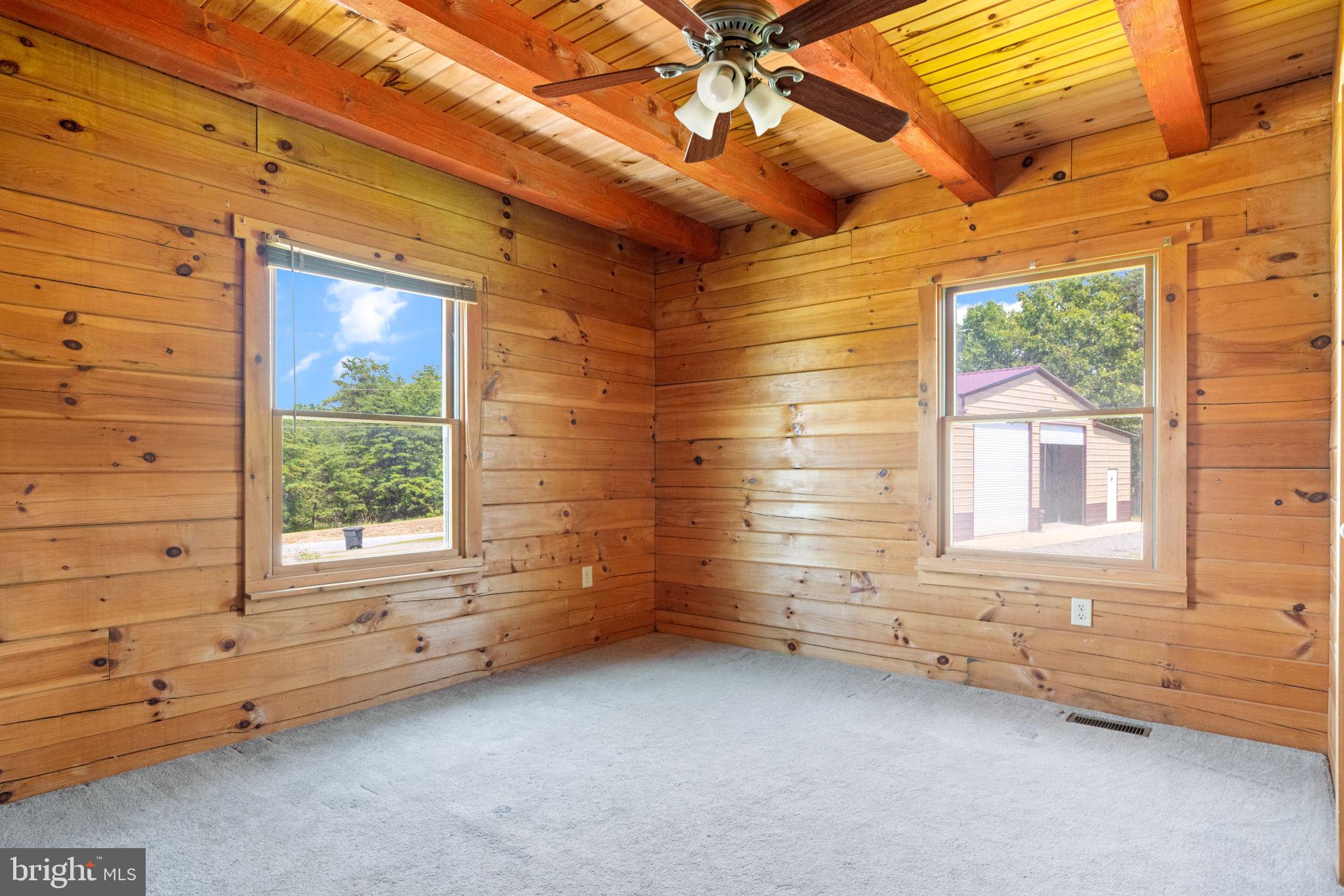 MOUNTAIN VIEW - Residential