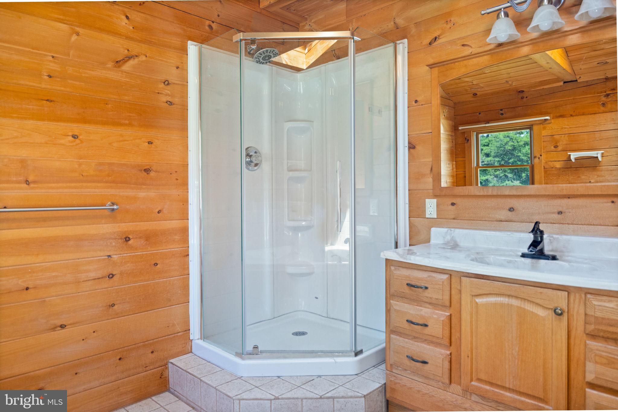 MOUNTAIN VIEW - Residential