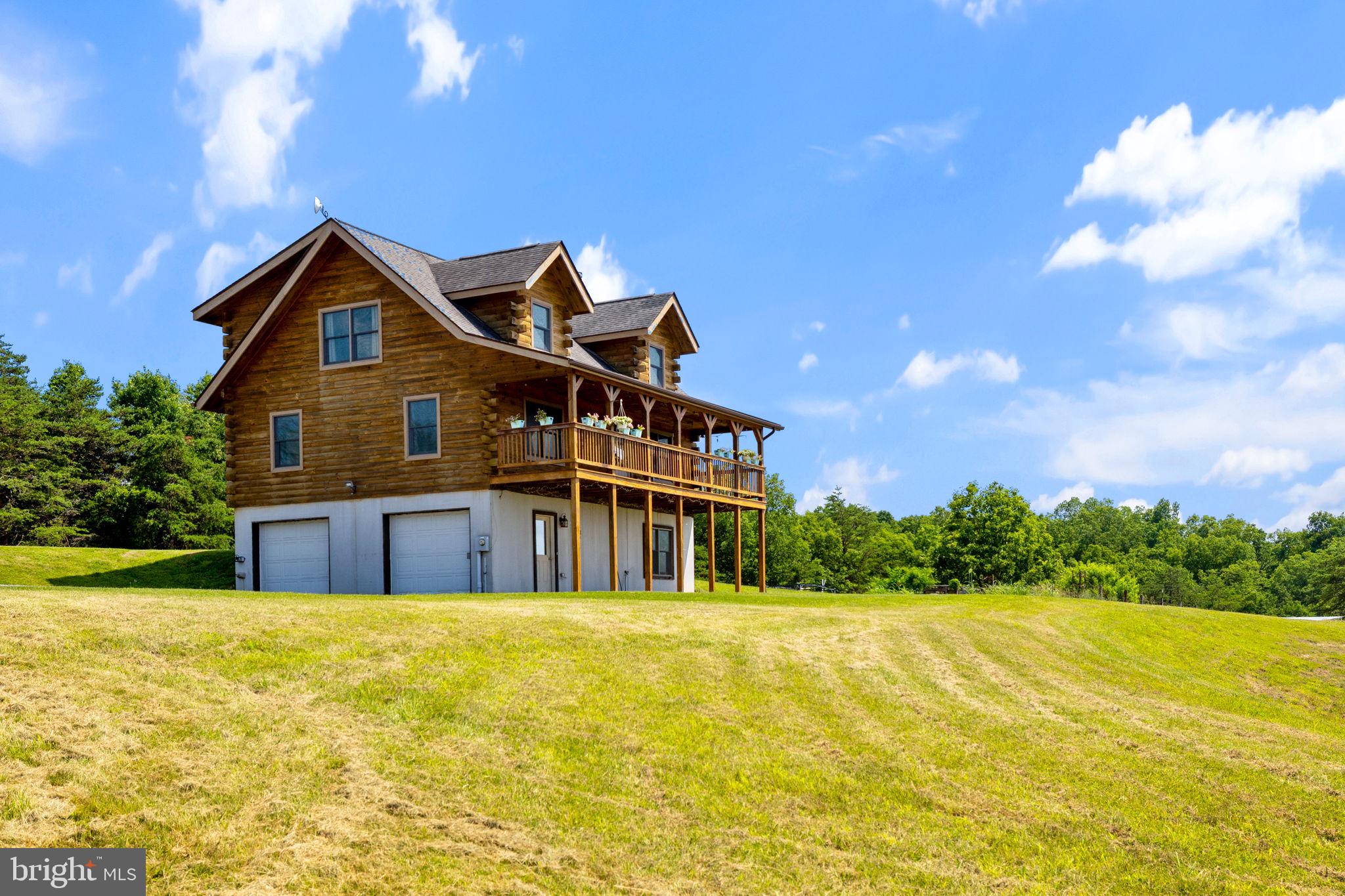 MOUNTAIN VIEW - Residential