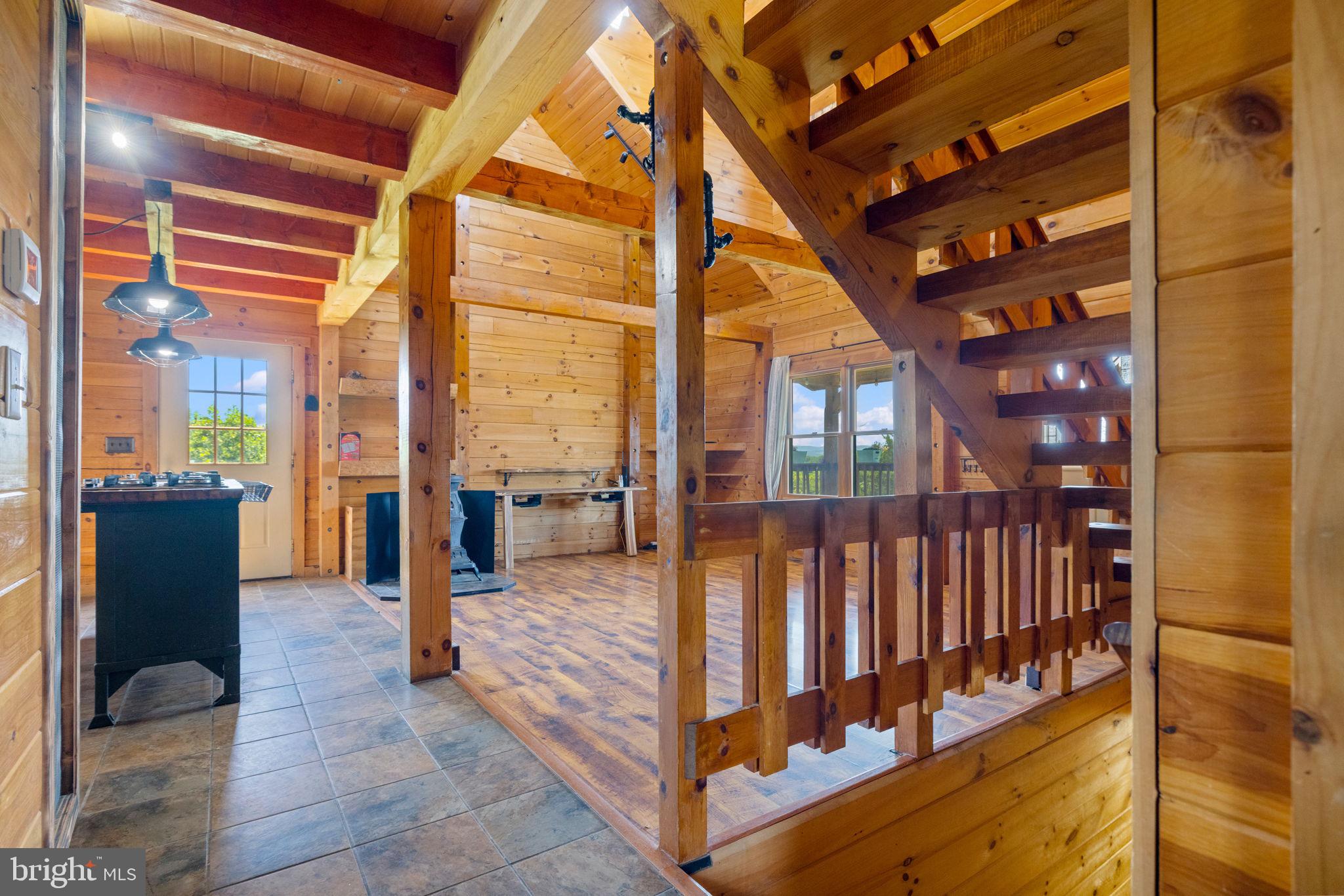 MOUNTAIN VIEW - Residential