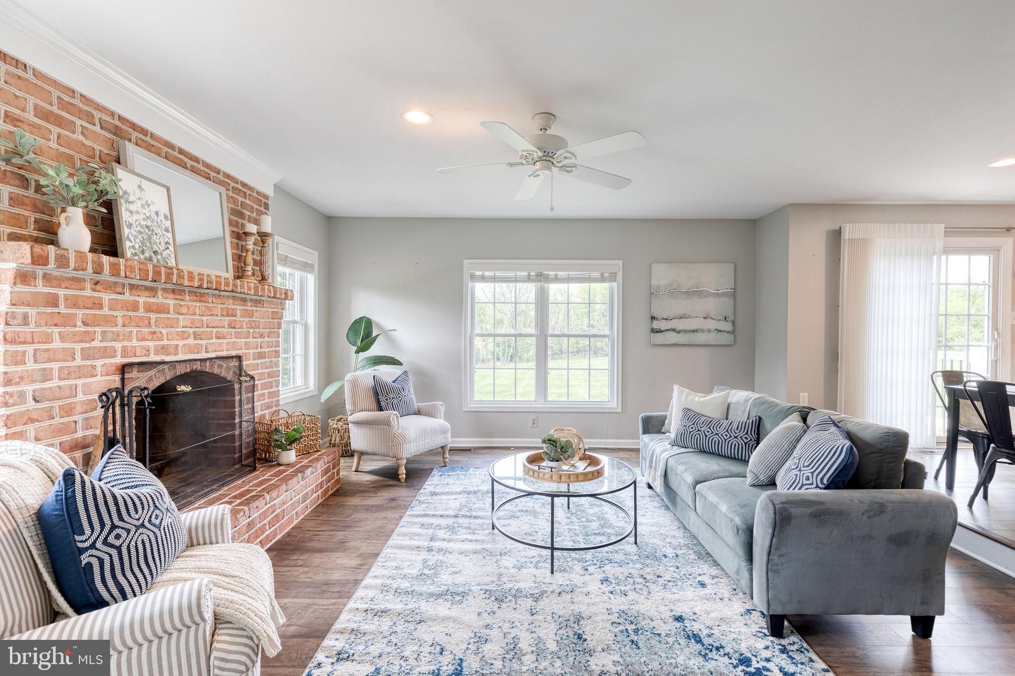 HAMMOND ESTATES - Residential