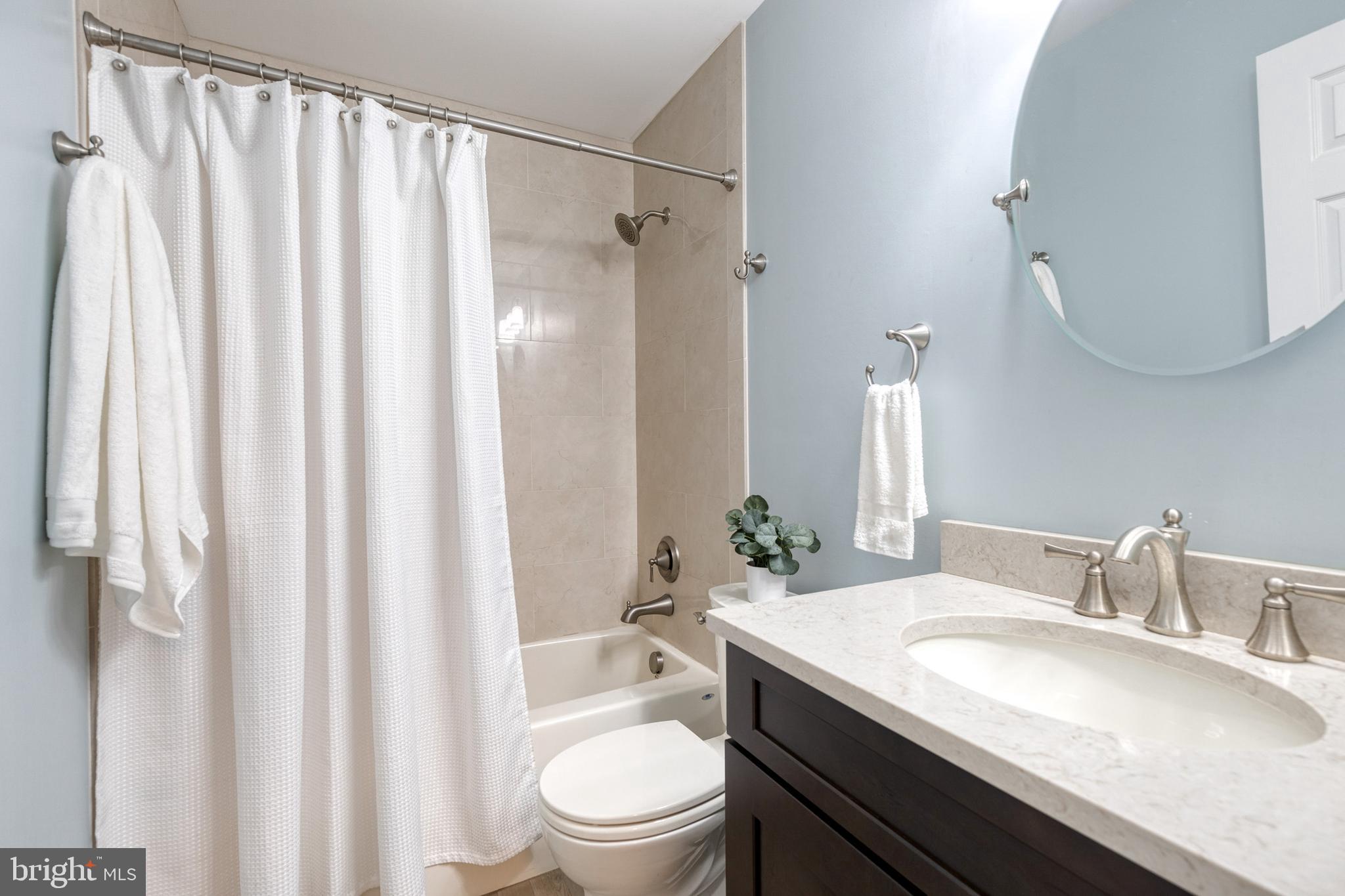 HAMMOND ESTATES - Residential