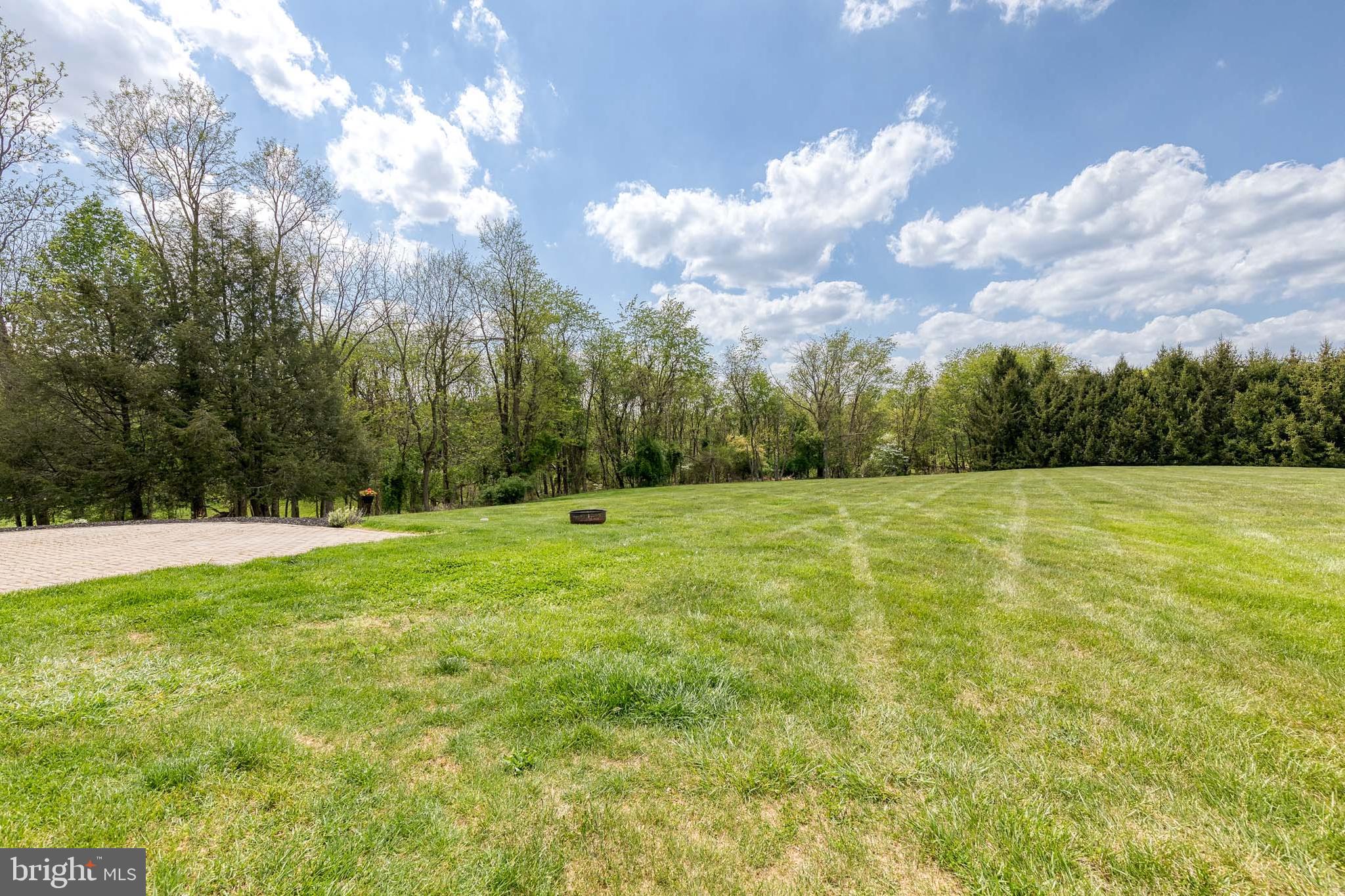 HAMMOND ESTATES - Residential