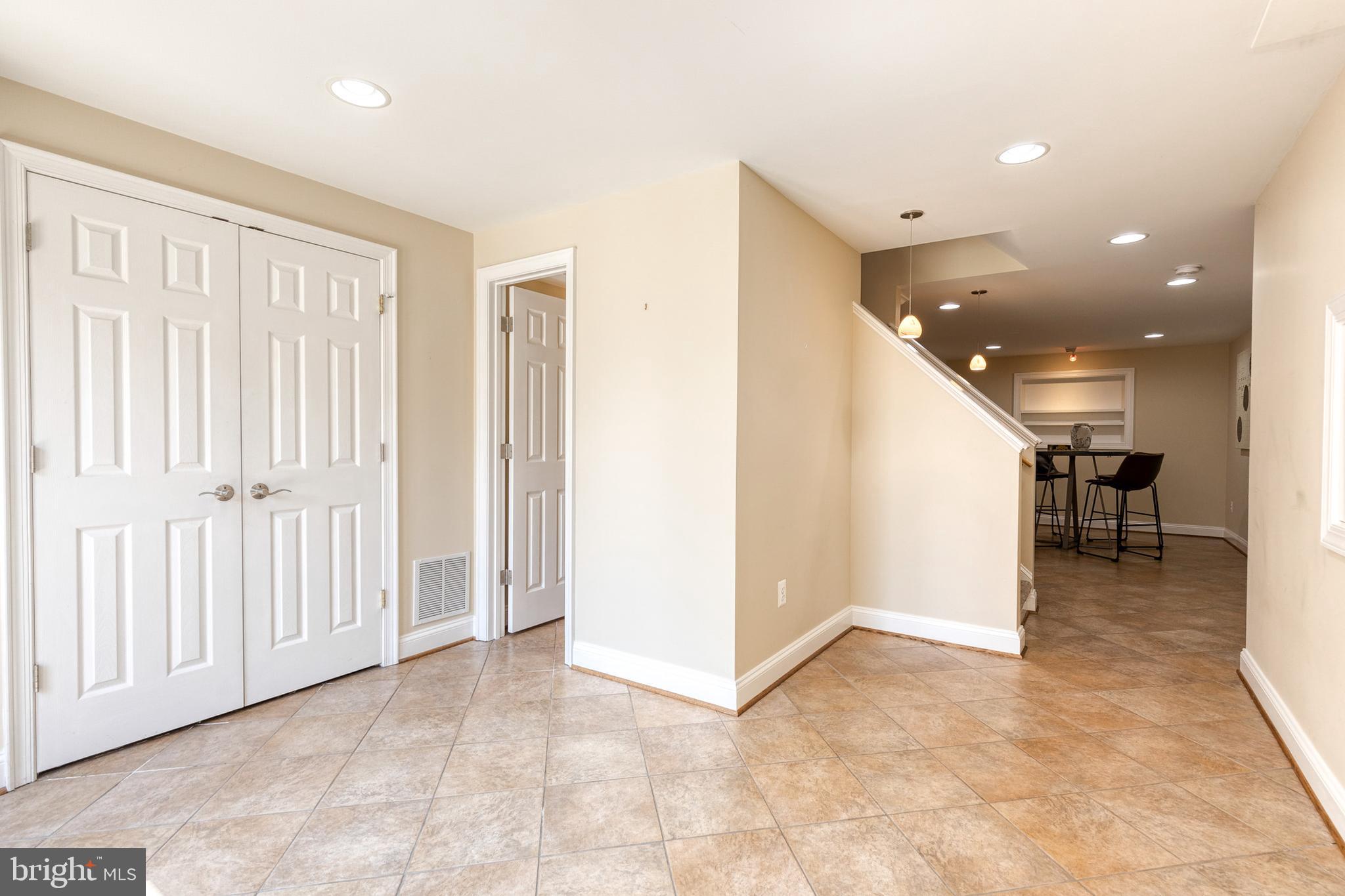 HAMMOND ESTATES - Residential