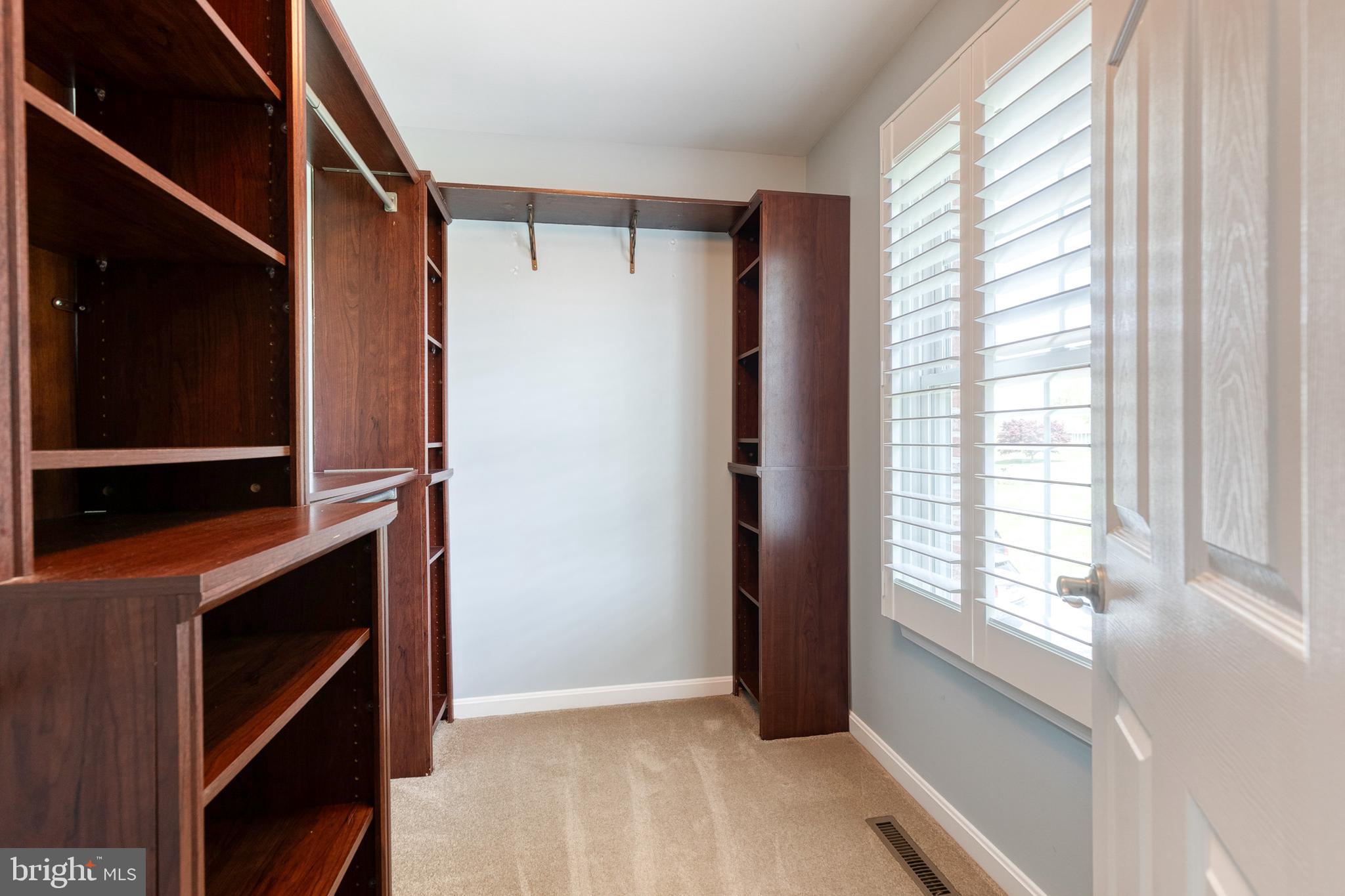 HAMMOND ESTATES - Residential