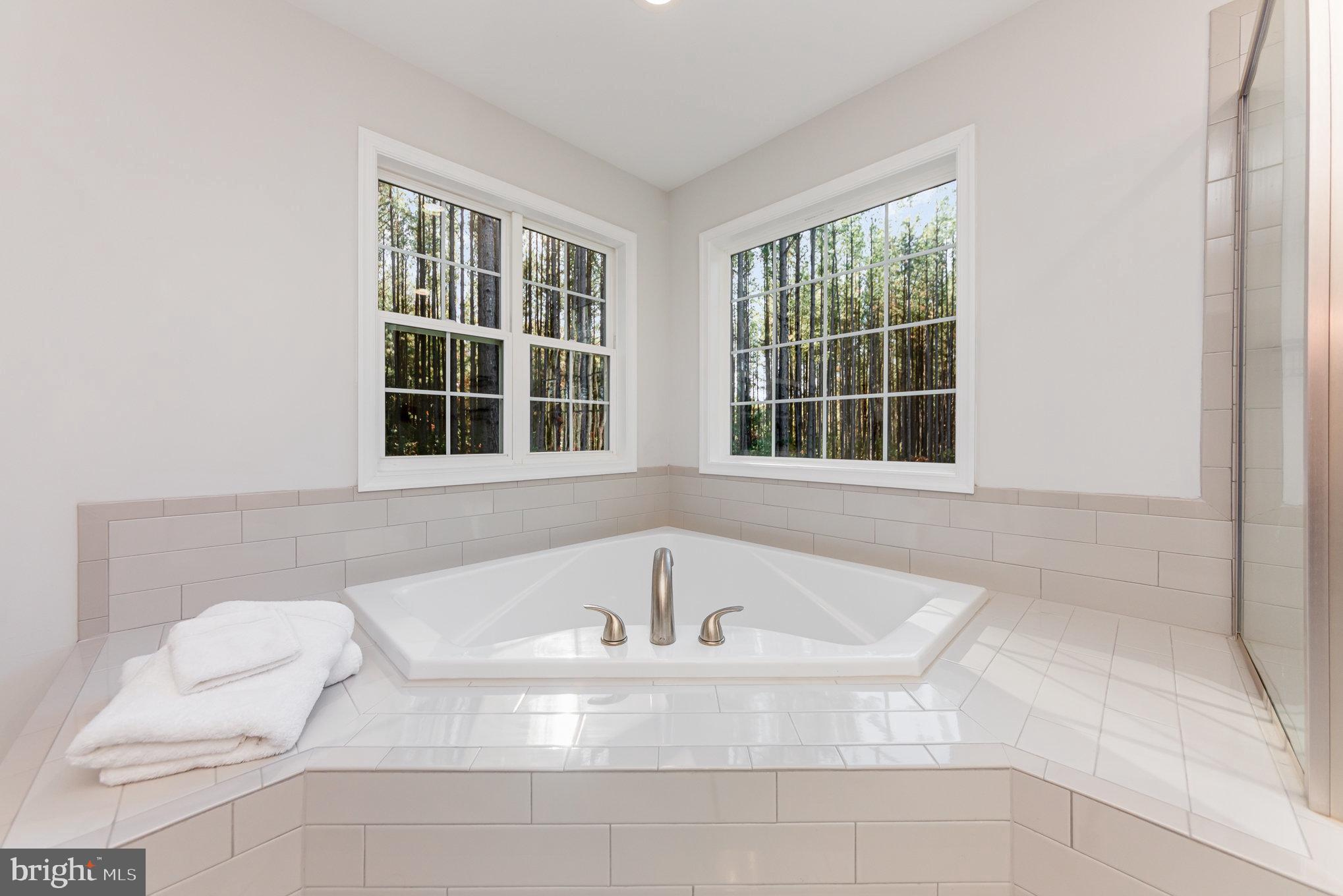 TAYLOR RIDGE ESTATES - Residential