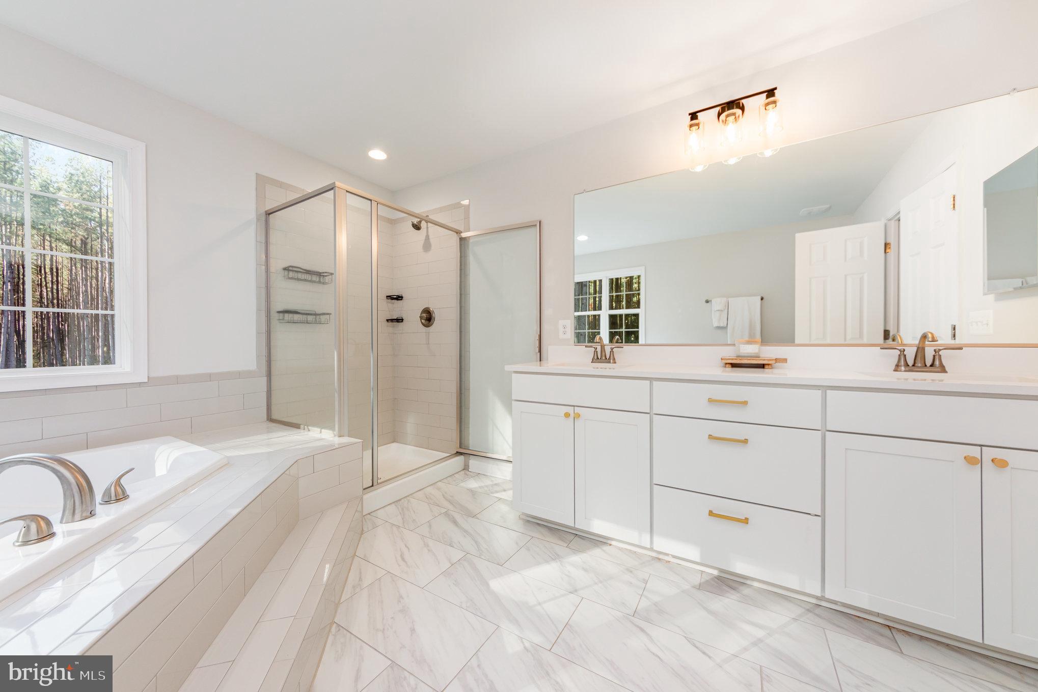 TAYLOR RIDGE ESTATES - Residential