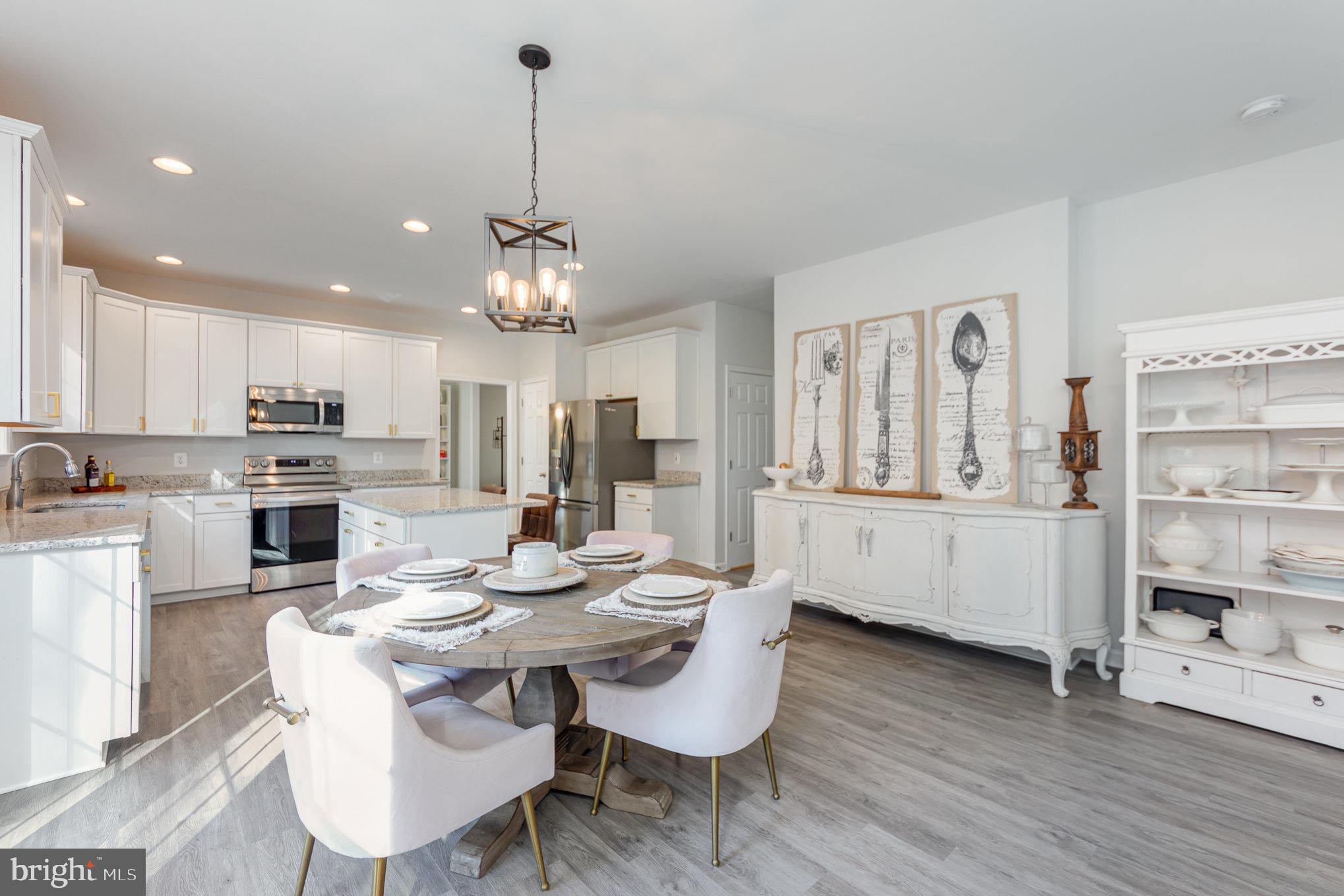 TAYLOR RIDGE ESTATES - Residential