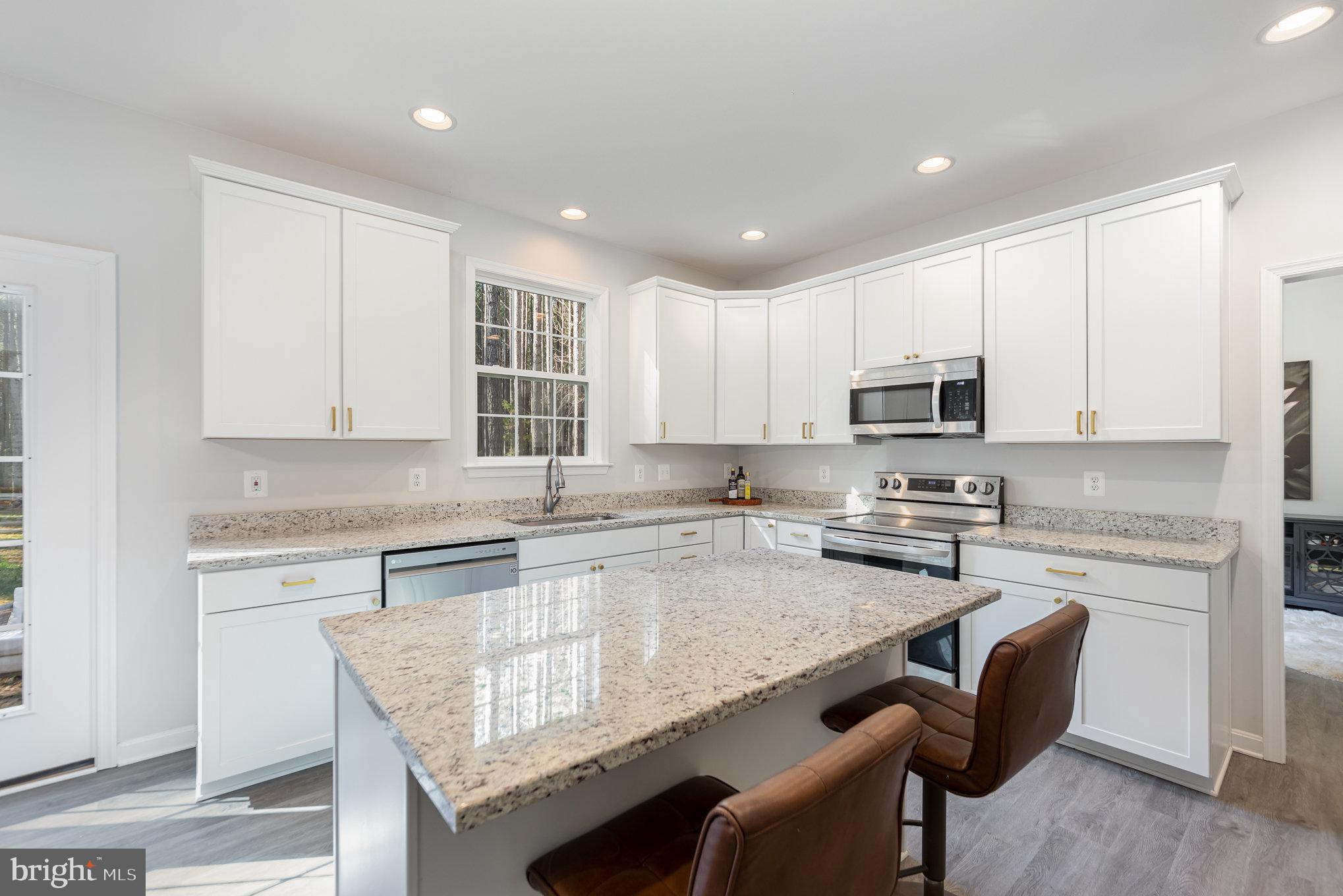 TAYLOR RIDGE ESTATES - Residential