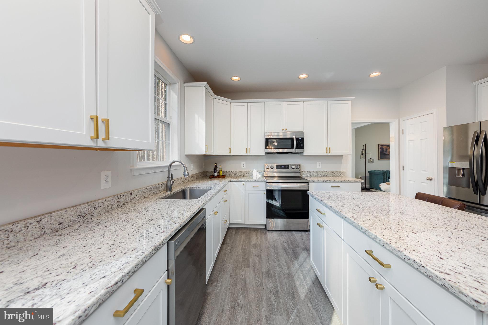 TAYLOR RIDGE ESTATES - Residential