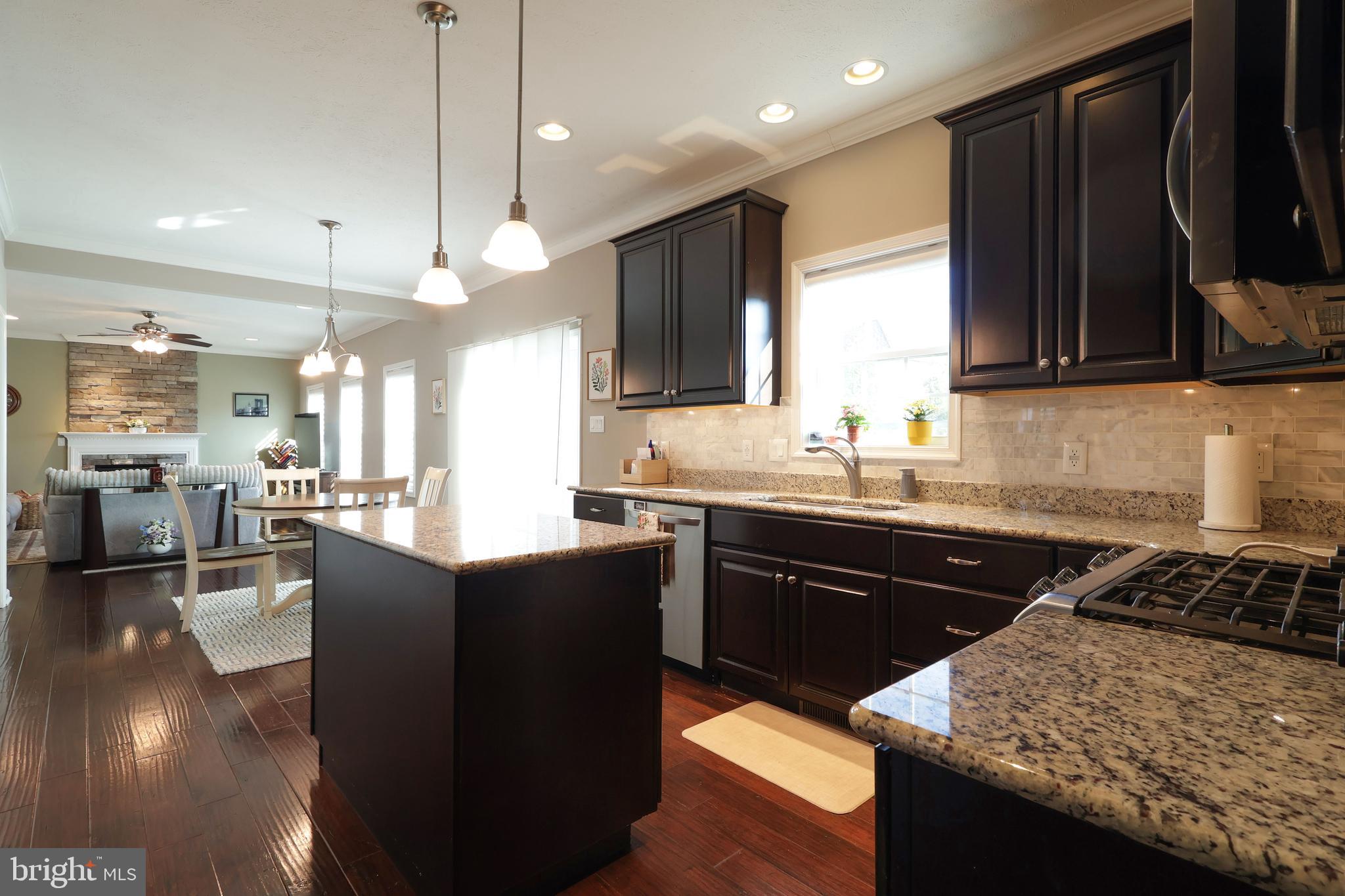 FIELDSTONE - Residential