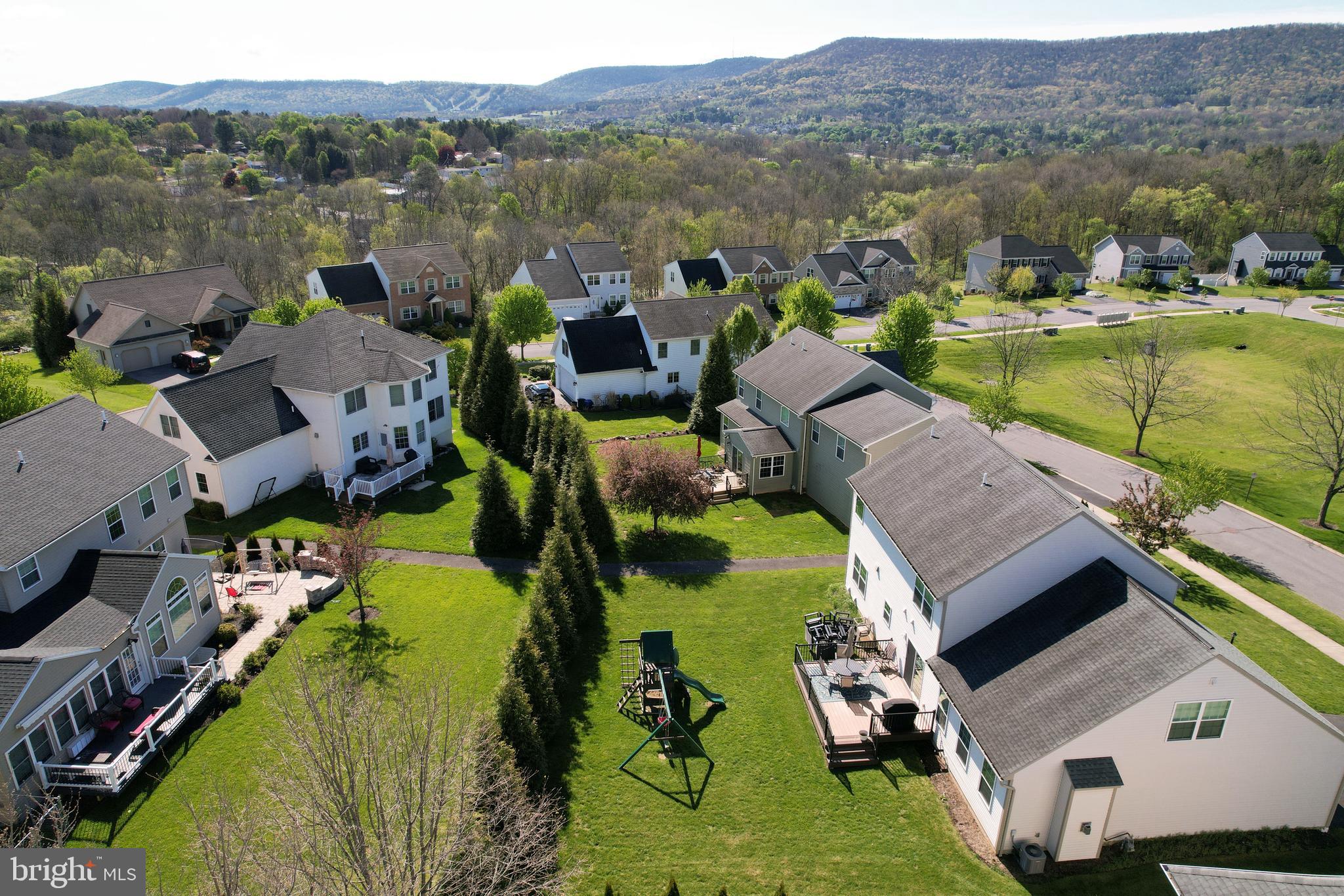 FIELDSTONE - Residential