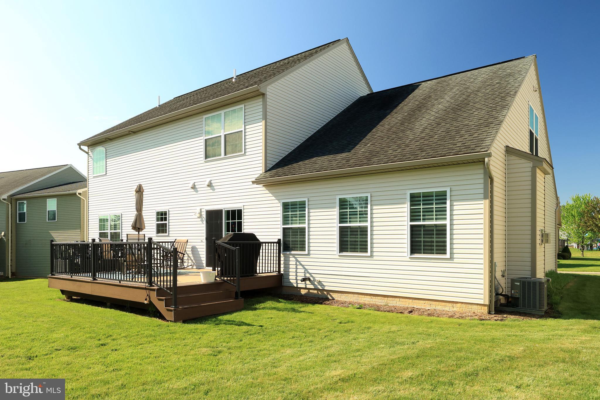 FIELDSTONE - Residential