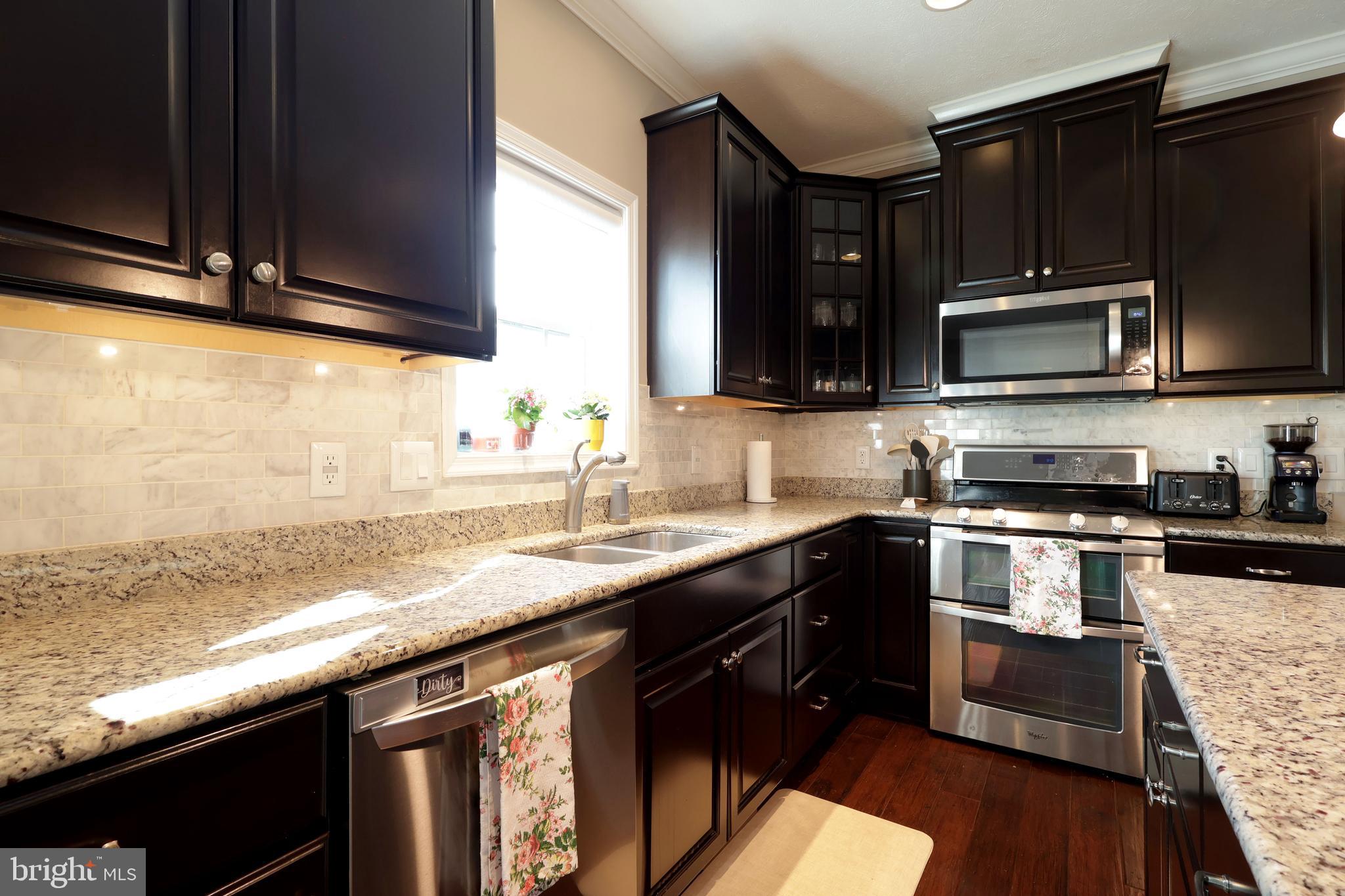 FIELDSTONE - Residential