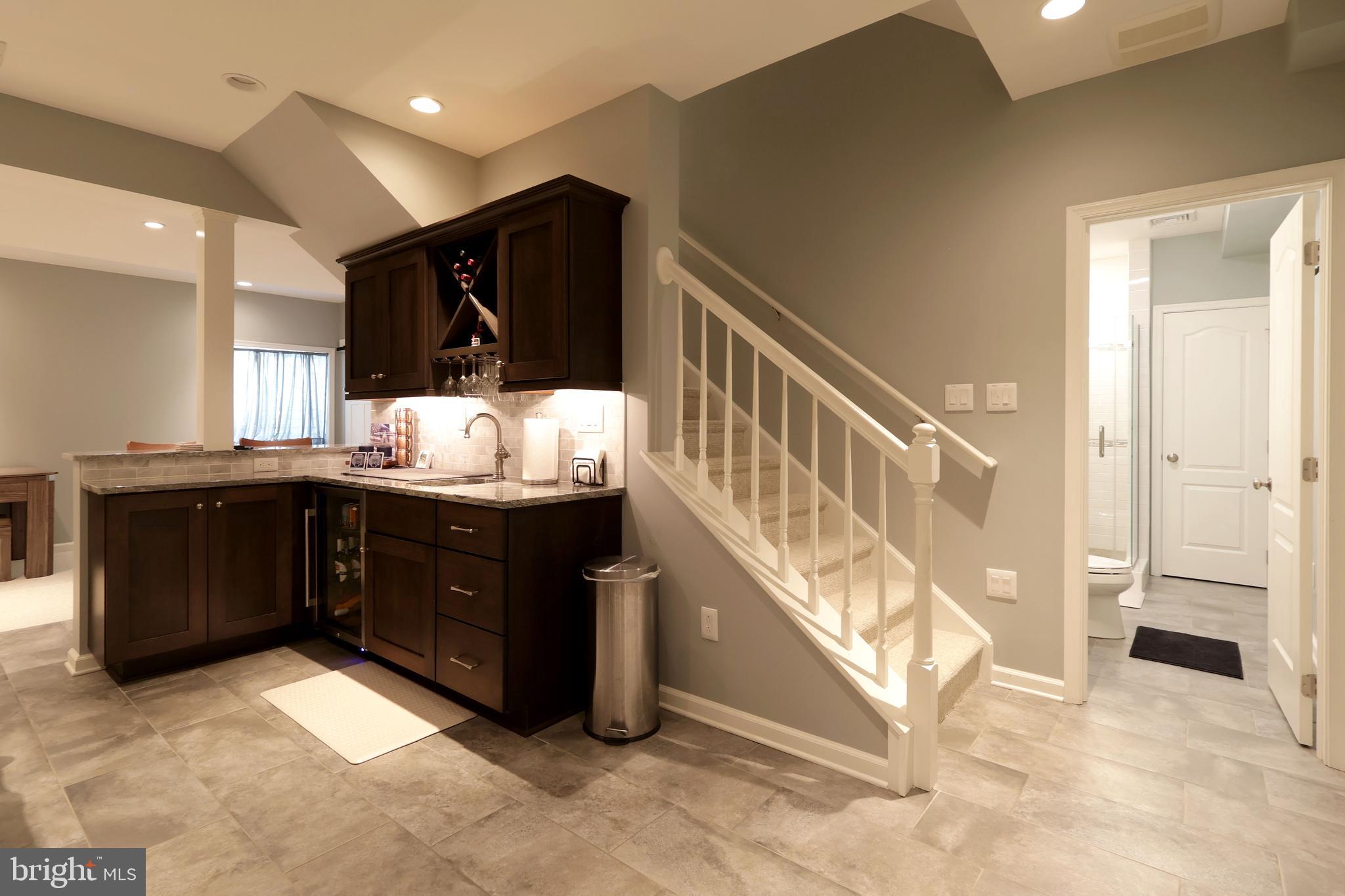 FIELDSTONE - Residential