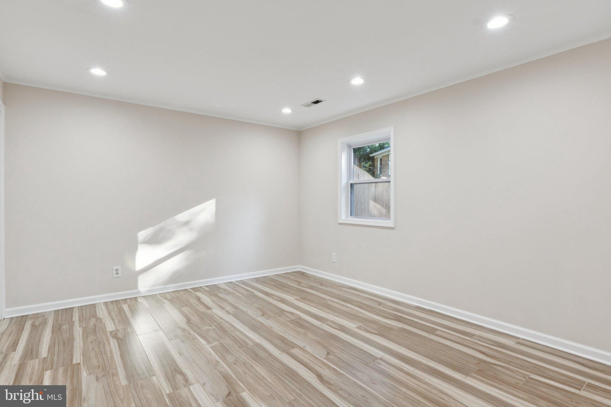 CAPE ST CLAIRE - Residential