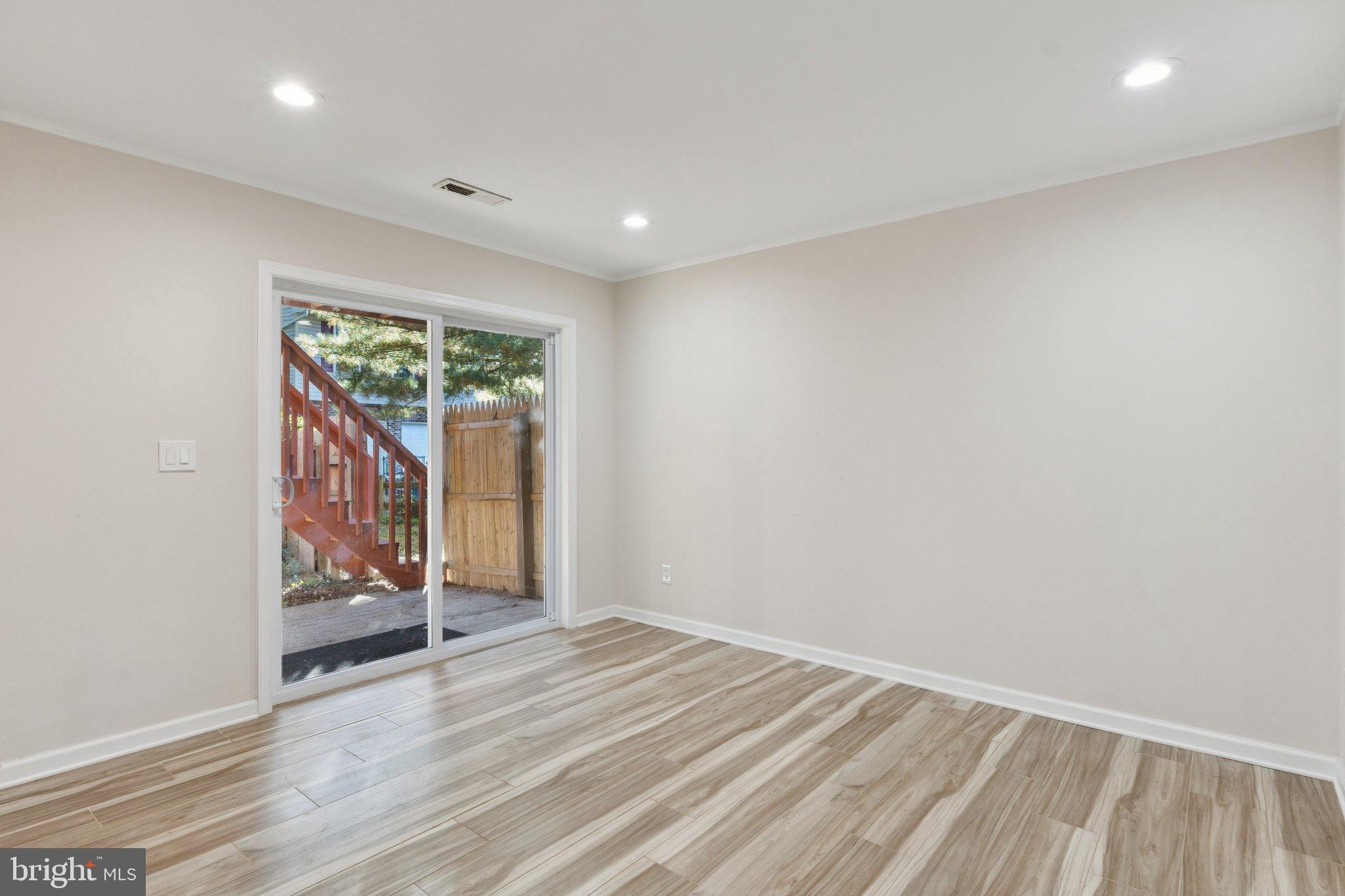 CAPE ST CLAIRE - Residential